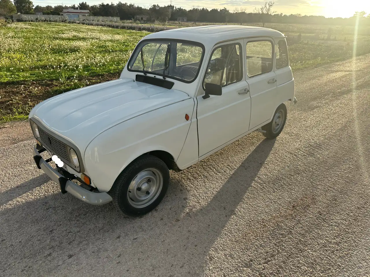 Renault R 4 850cc, foto 3