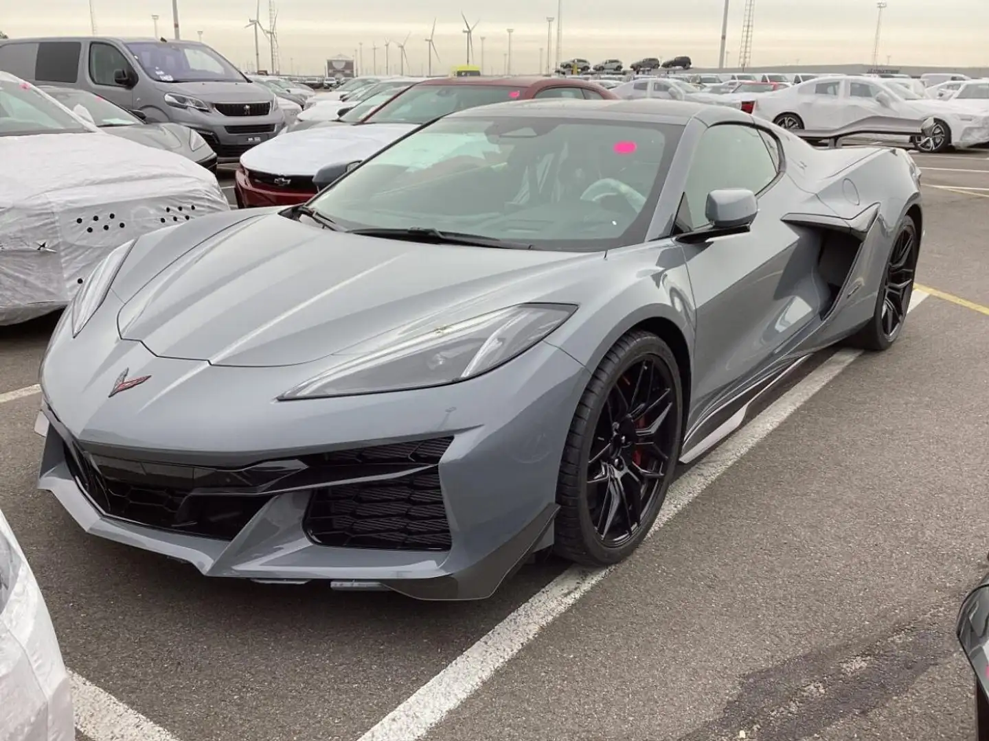 Chevrolet Corvette C8 Z06 3LZ Gris - 2