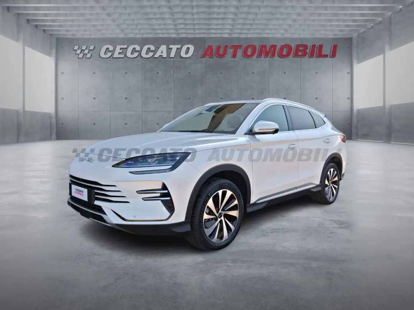 BYD Seal U 1.5 phev Boost 2wd Bianco - 1