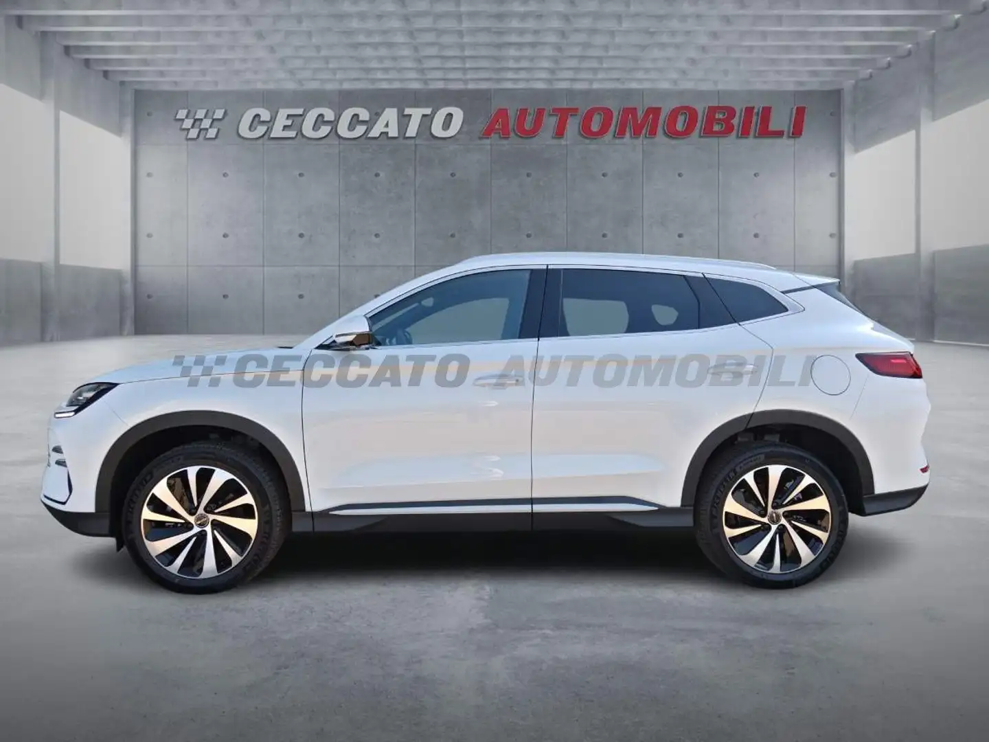 BYD Seal U 1.5 phev Boost 2wd Bianco - 2