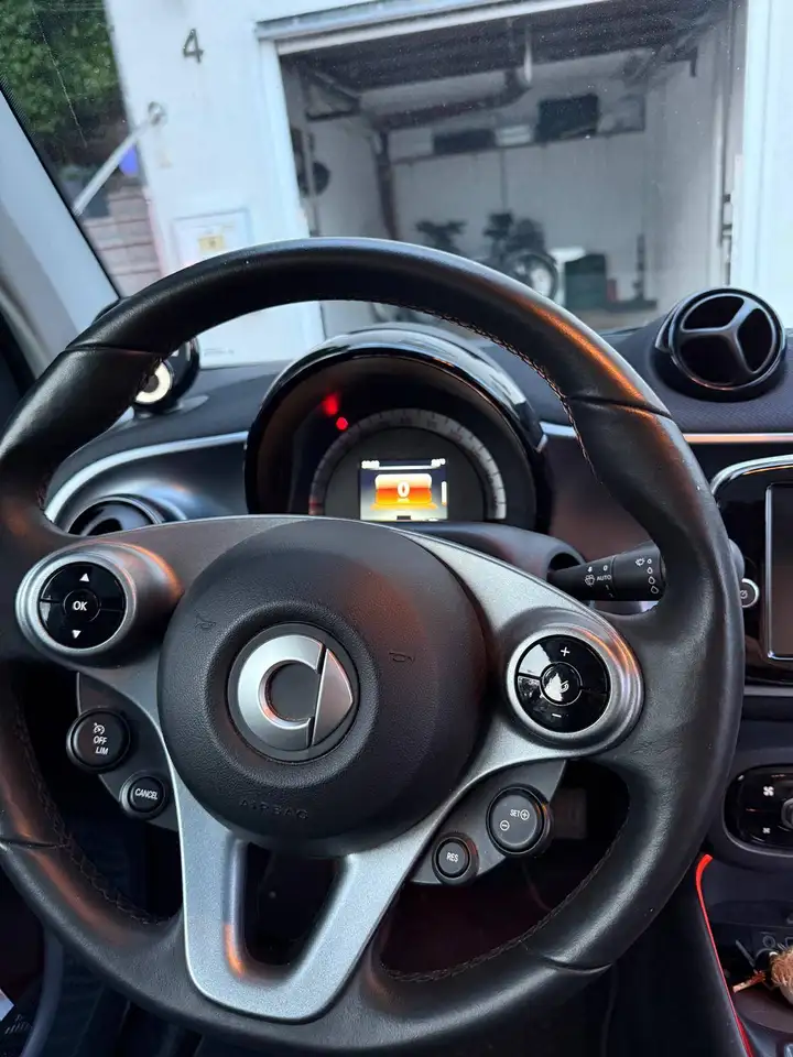 smart forTwo 2021 — фото 8