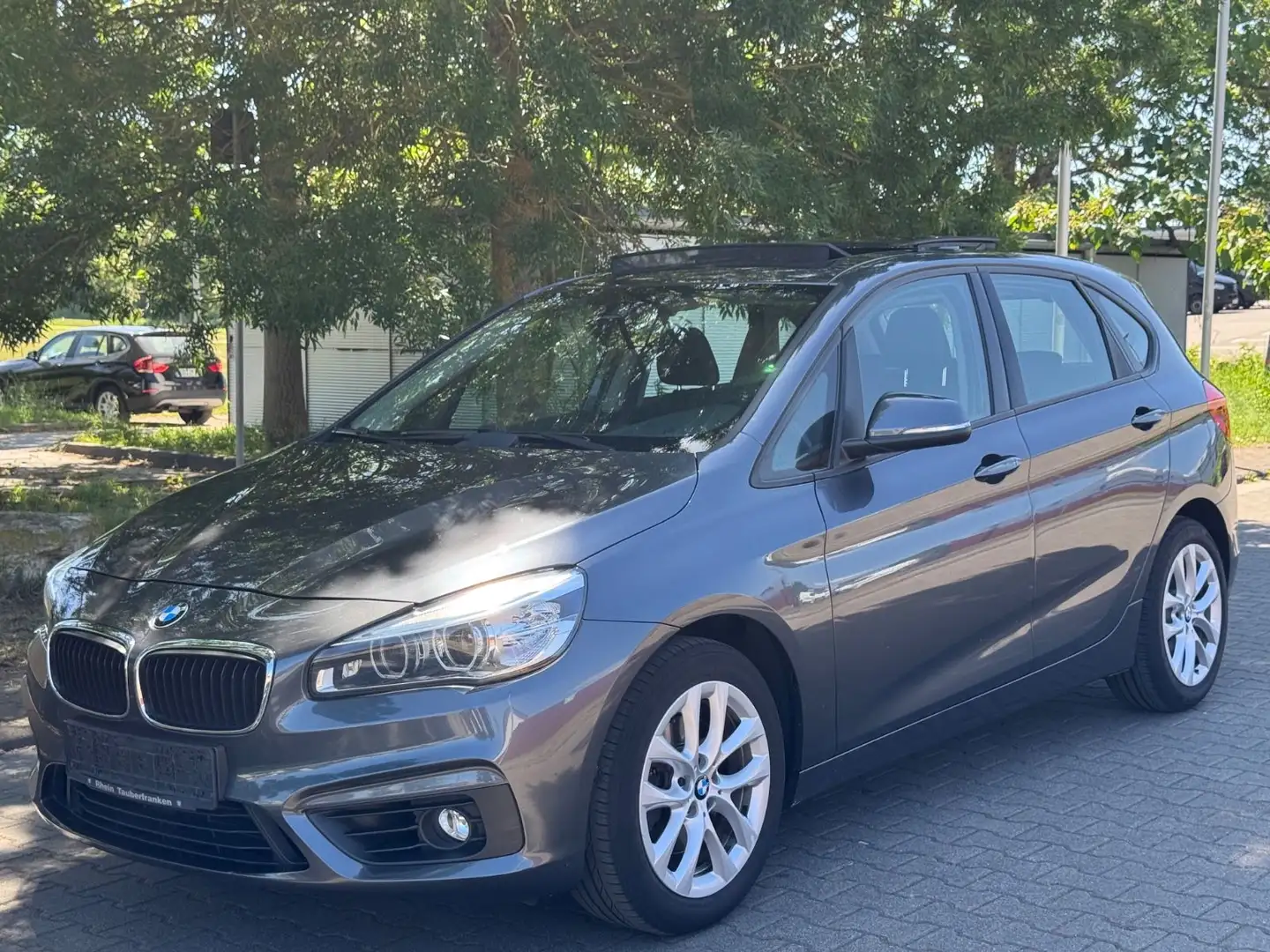 BMW 218 Baureihe 2 Active Tourer 218 i Gris - 1