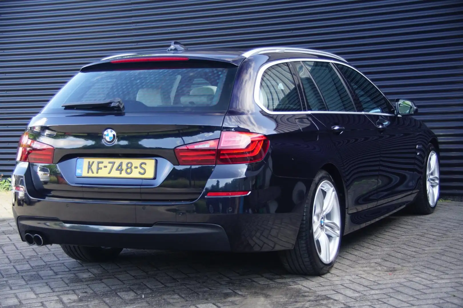 BMW 528 5-serie Touring 528xi M Sport Ed. | Pano | LED | S Negro - 2