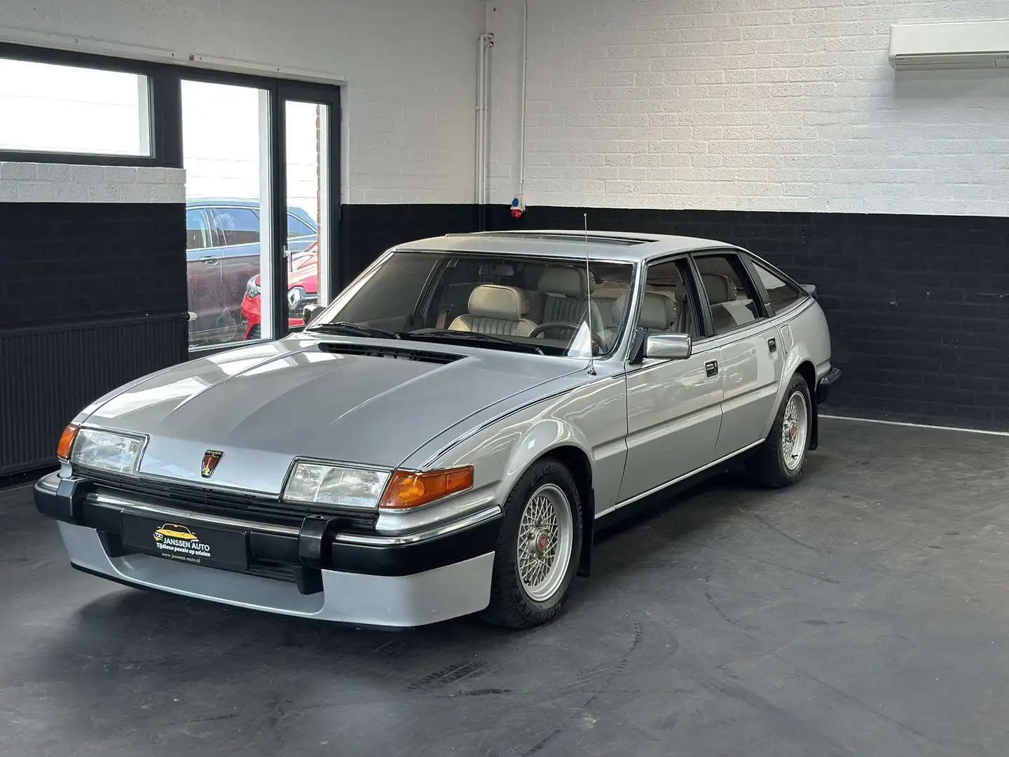 Rover SD 2.6 Vanden Plas| Gereviseerde motor | Gerestaureer Zilver - 2
