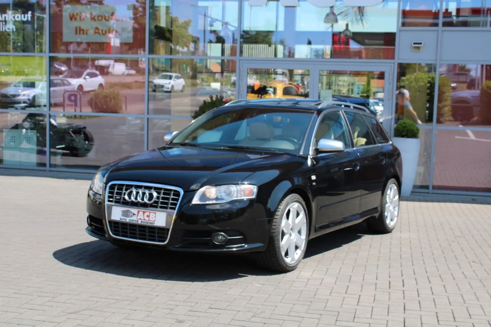 Audi S4 Avant 4.2 quattro Exclusive Recaro SD 70tkm Nero - 2