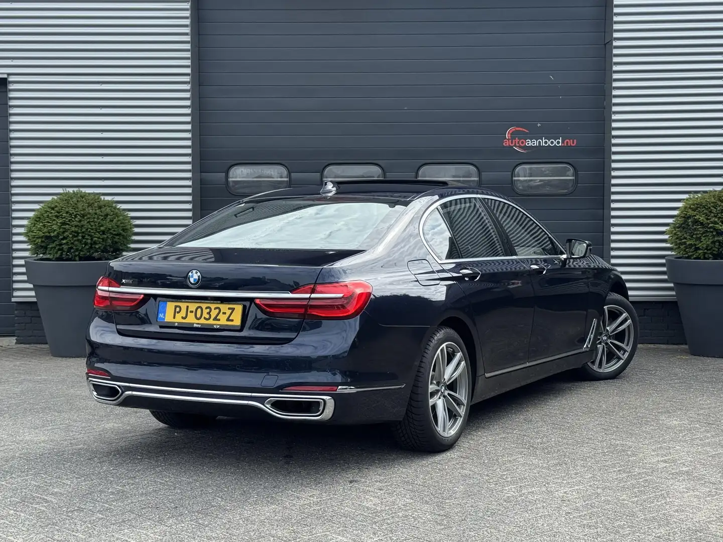 BMW 750 7-serie 750d xDrive High Executive | Panoramadak | Azul - 2