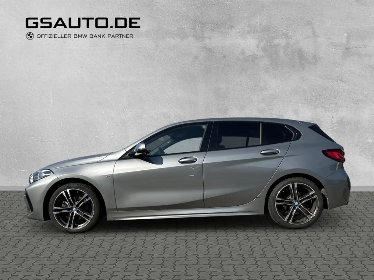 BMW 118 i Aut.M-SPORT CockpitPROF LED AHK Kamera 18'' Grau - 2