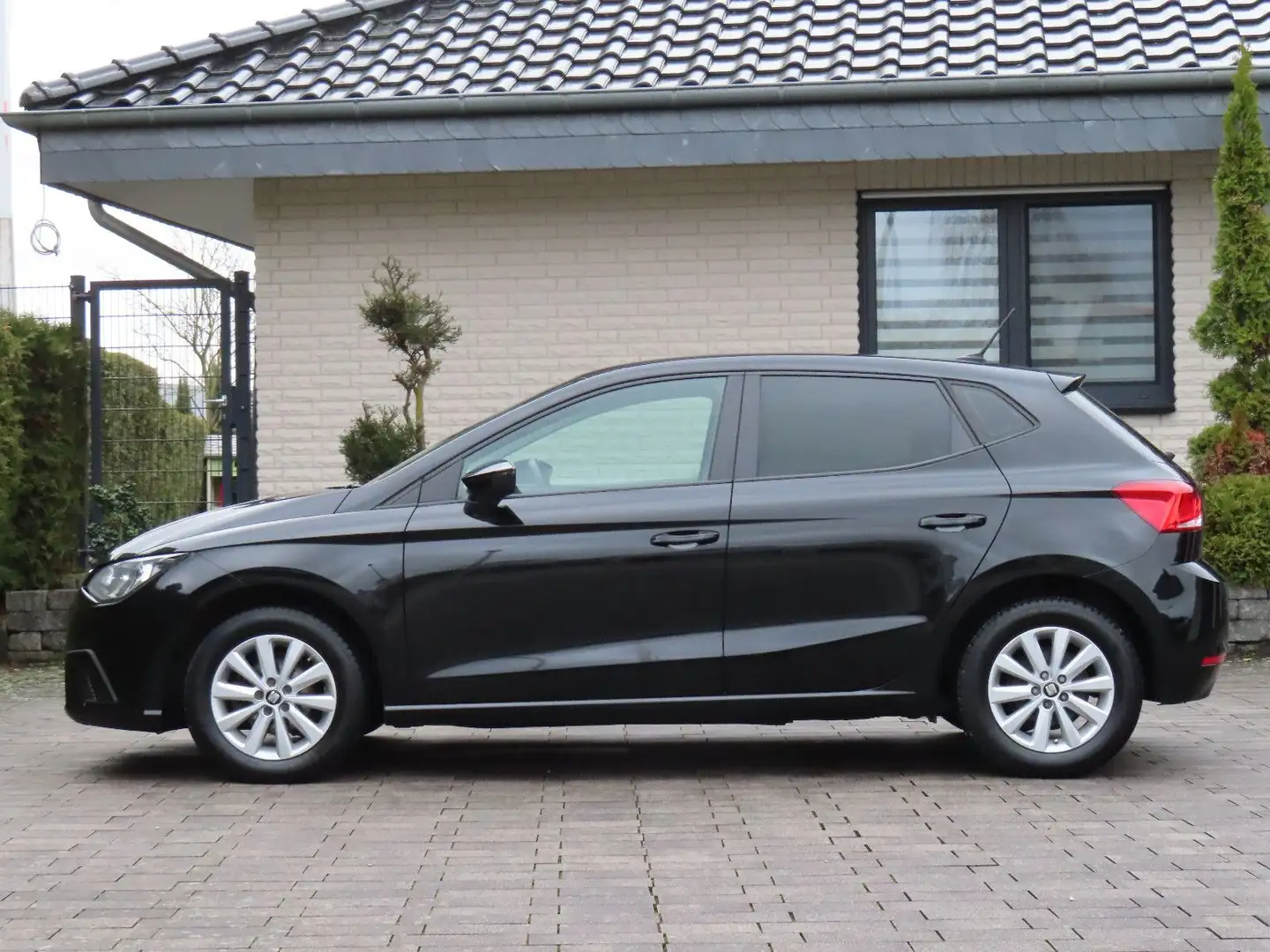 SEAT Ibiza Style *Navi / CarPlay / PDC* Schwarz - 2