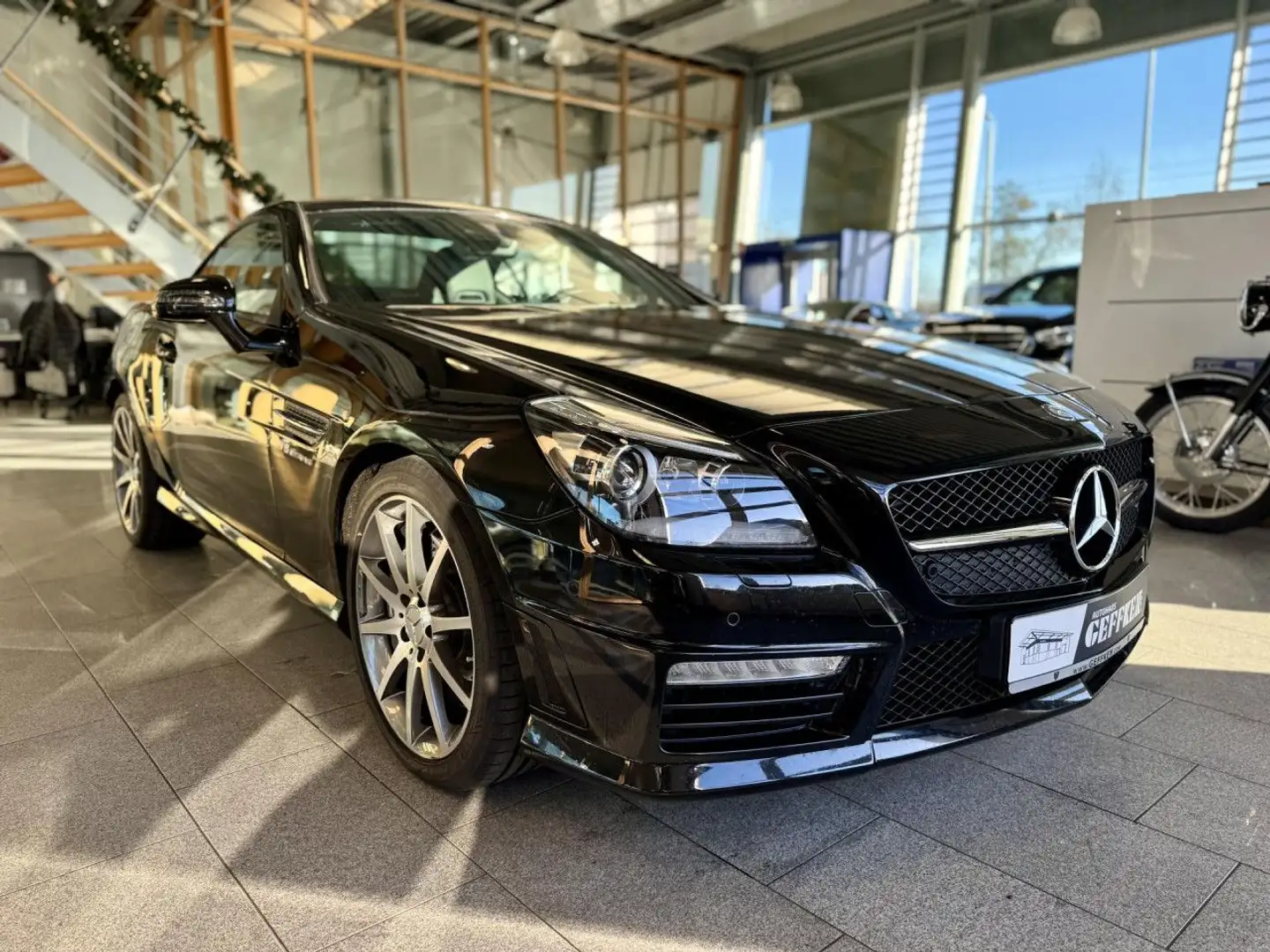 Mercedes-Benz SLK 55 AMG SLK 55 7G-TRONIC AMG, Airscarf, Leder, V-Max! Navi Schwarz - 2