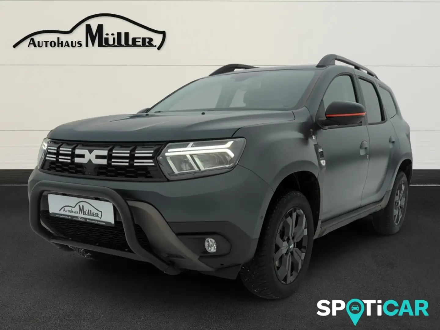 Dacia Duster Mat Edition TCe 150 EDC 1/225 +Frontbügel+AHK+Navi Grau - 1