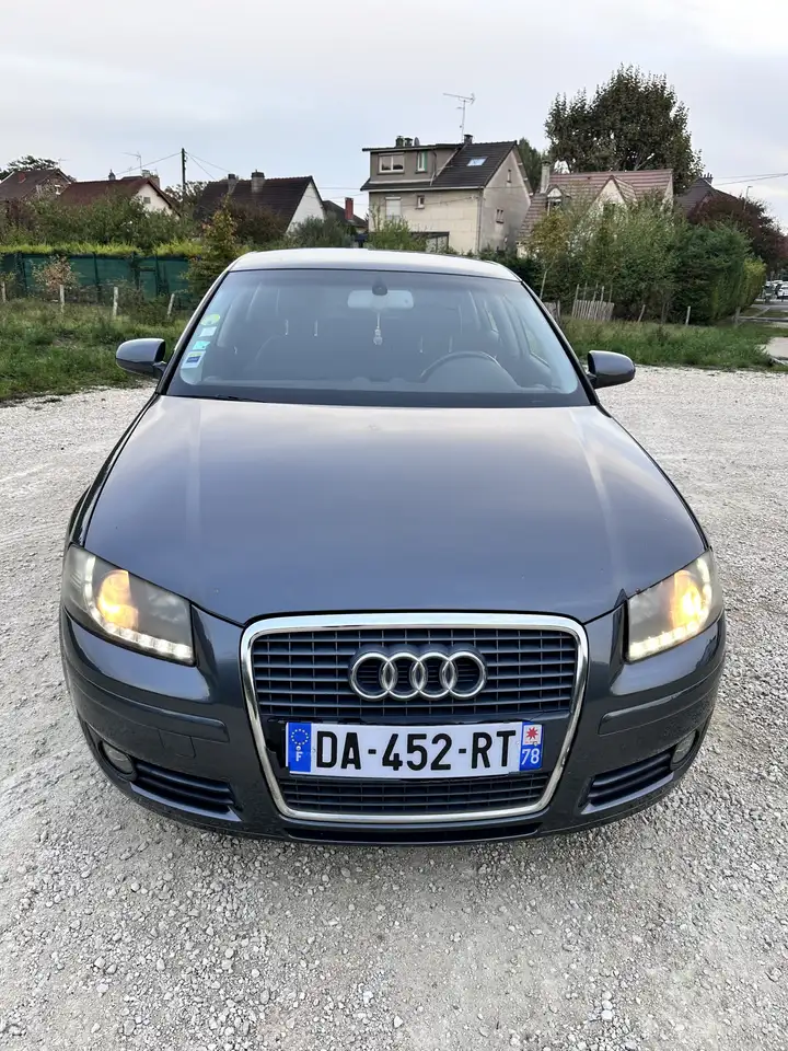 Audi A3 SportBack 1.6i FSI Ambiente