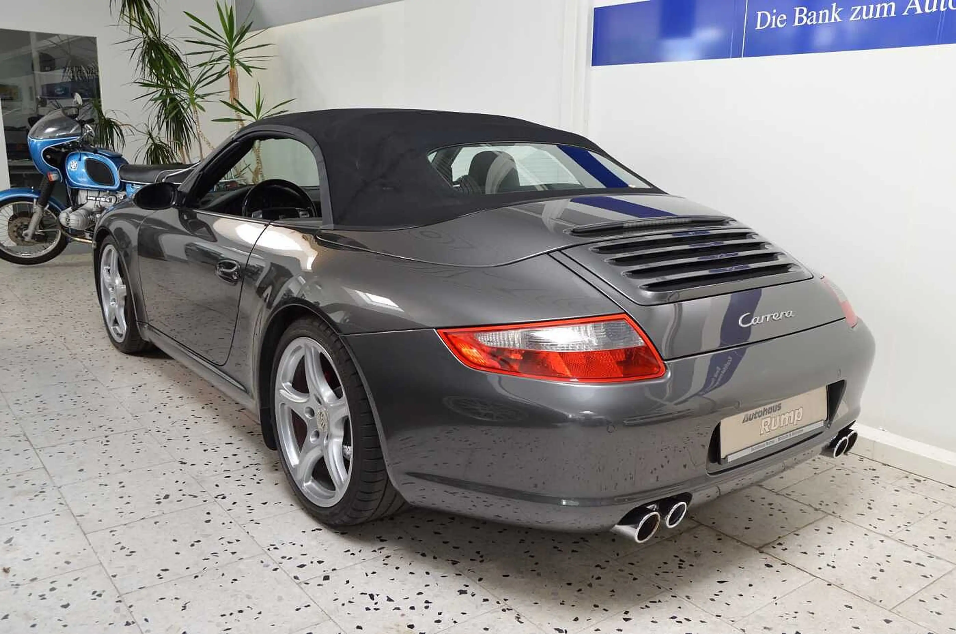 Porsche 911 Cabrio Carrera Schalter — photo 7