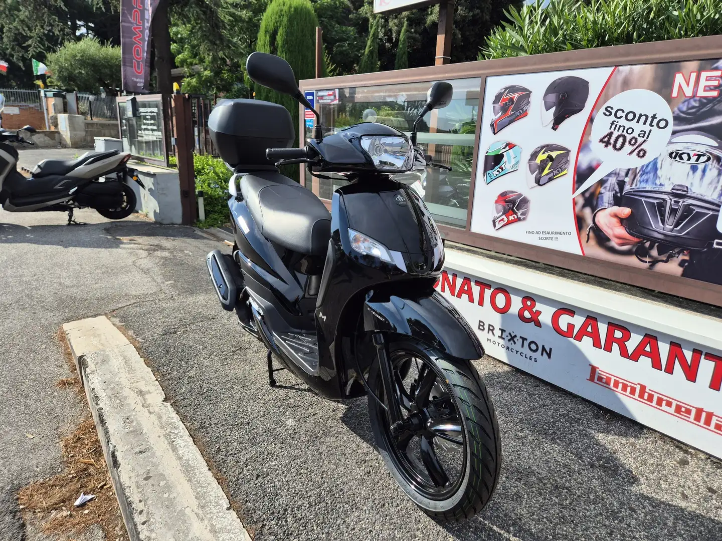 Peugeot Kisbee 125 Negro - 2