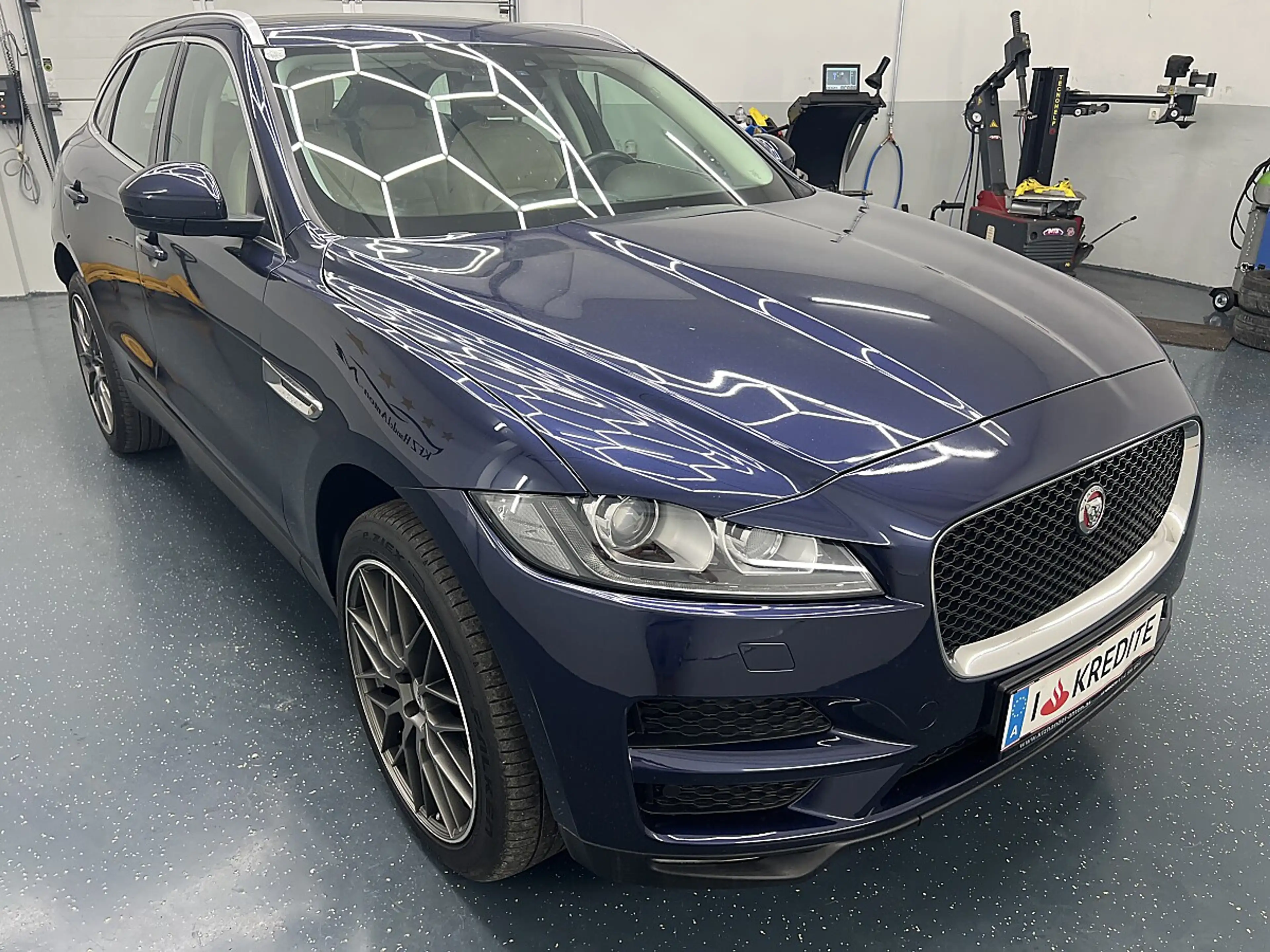 Jaguar F-Pace 20d AWD Prestige Aut.  * SOFORT FINANZIERUNG & ... — photo 7
