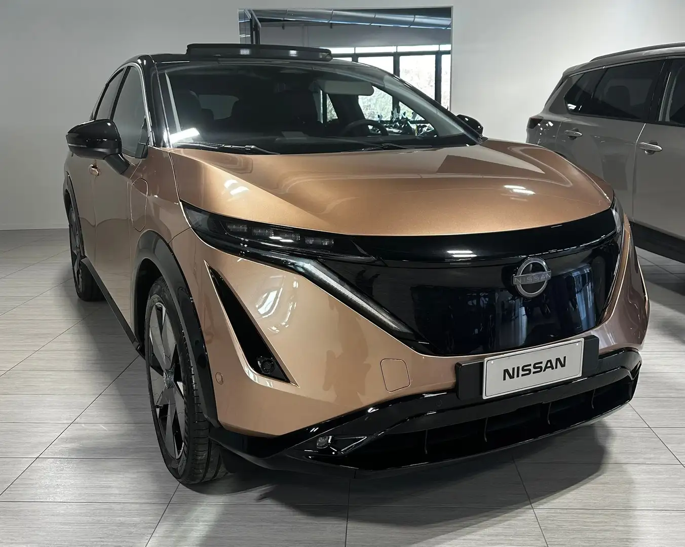 Nissan Ariya 87 kWh Evolve 2wd Bronce - 2