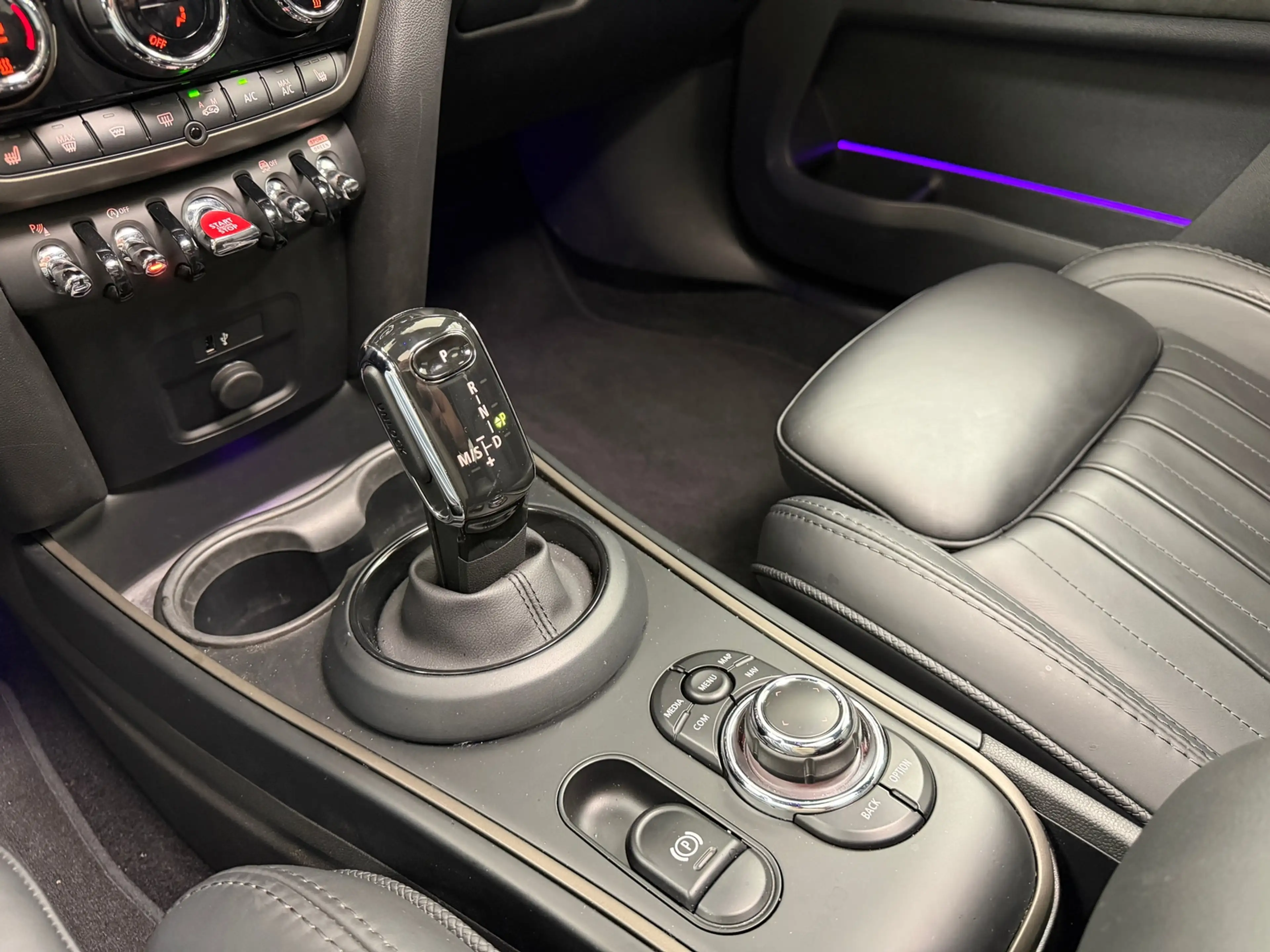 MINI John Cooper Works Countryman 2.0 S ALL4 JCW Premium Plus | Panoramadak | Memory — photo 15