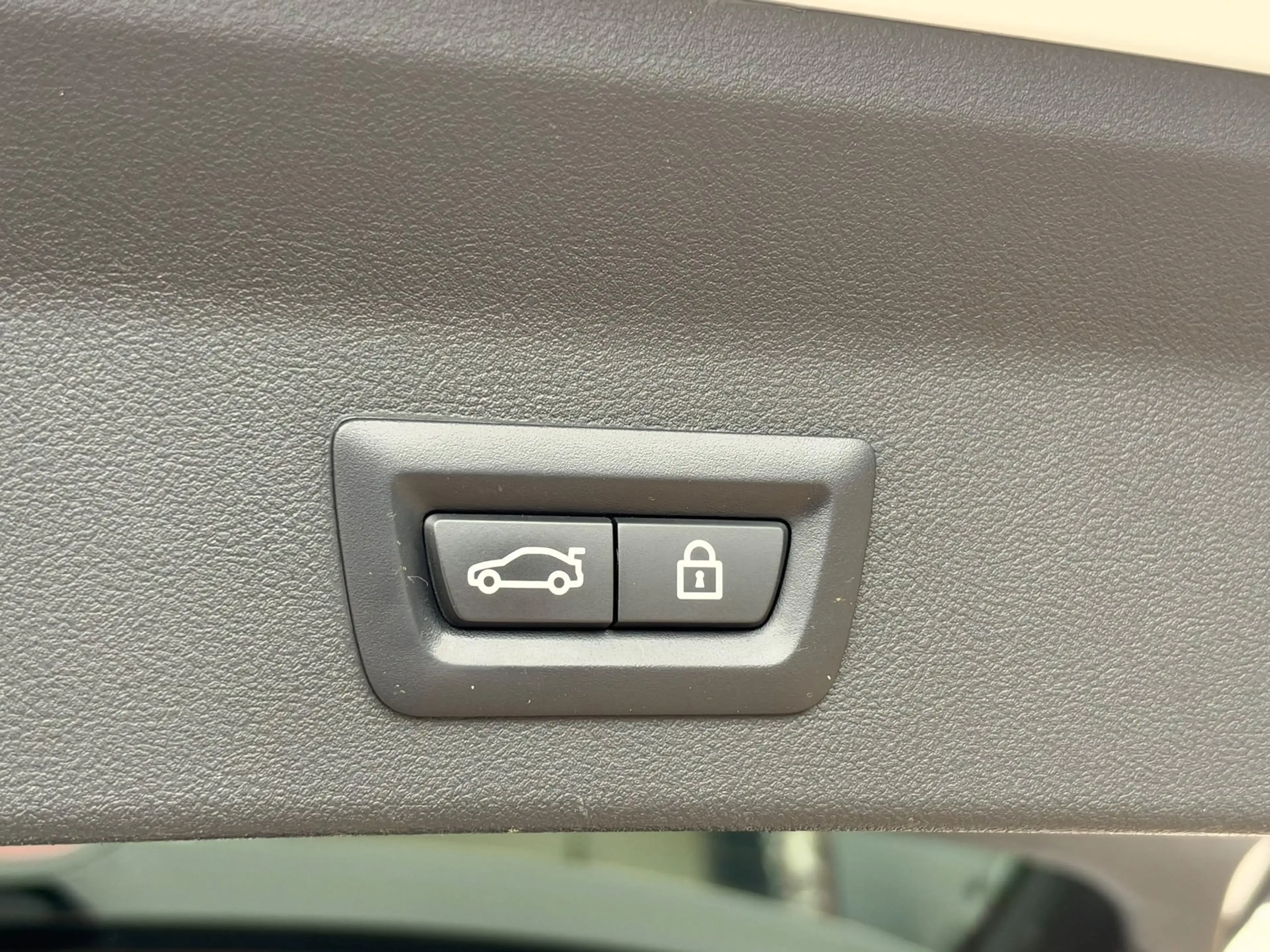 BMW iX3 High Executive 80 kWh l SOH 94% l PANO l H/K l HUD — photo 19