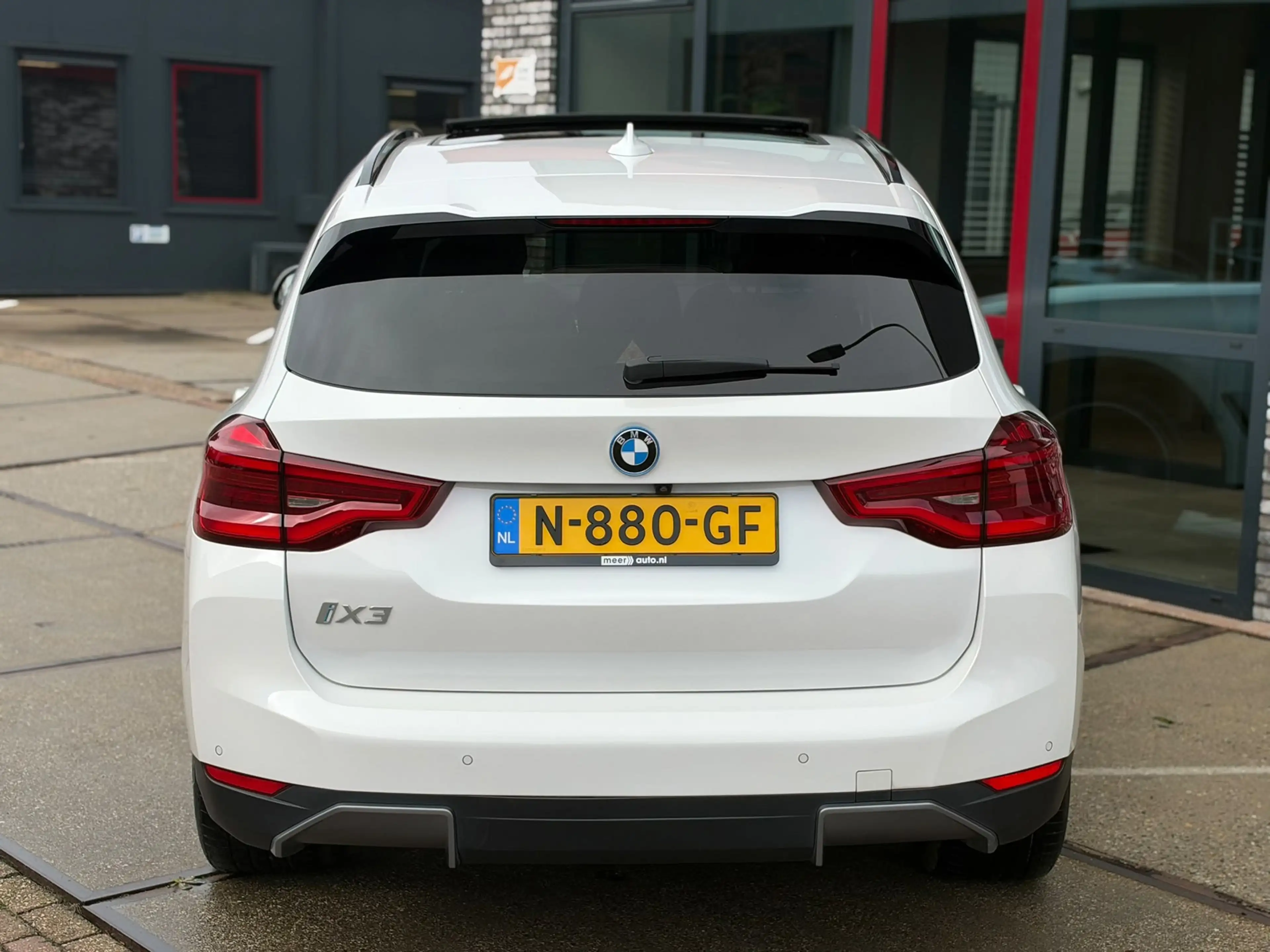 BMW iX3 High Executive 80 kWh l SOH 94% l PANO l H/K l HUD — photo 17