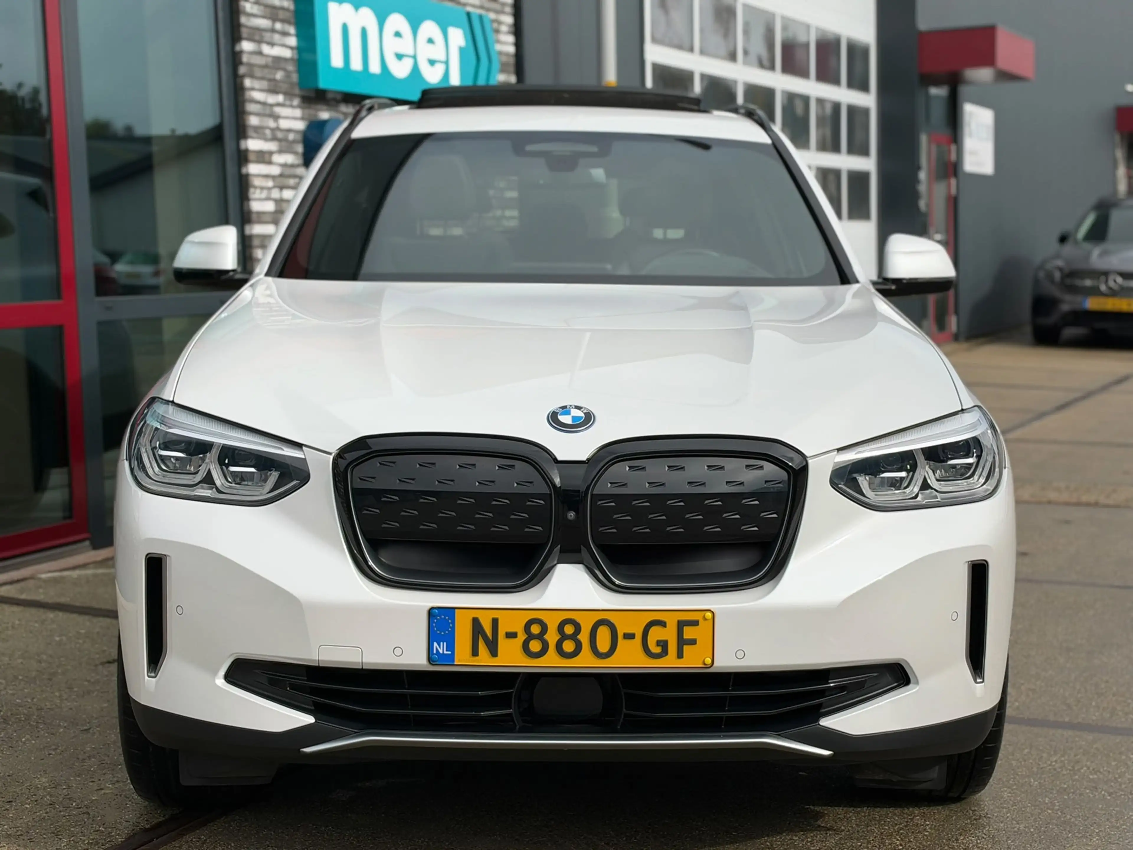 BMW iX3 High Executive 80 kWh l SOH 94% l PANO l H/K l HUD — photo 15