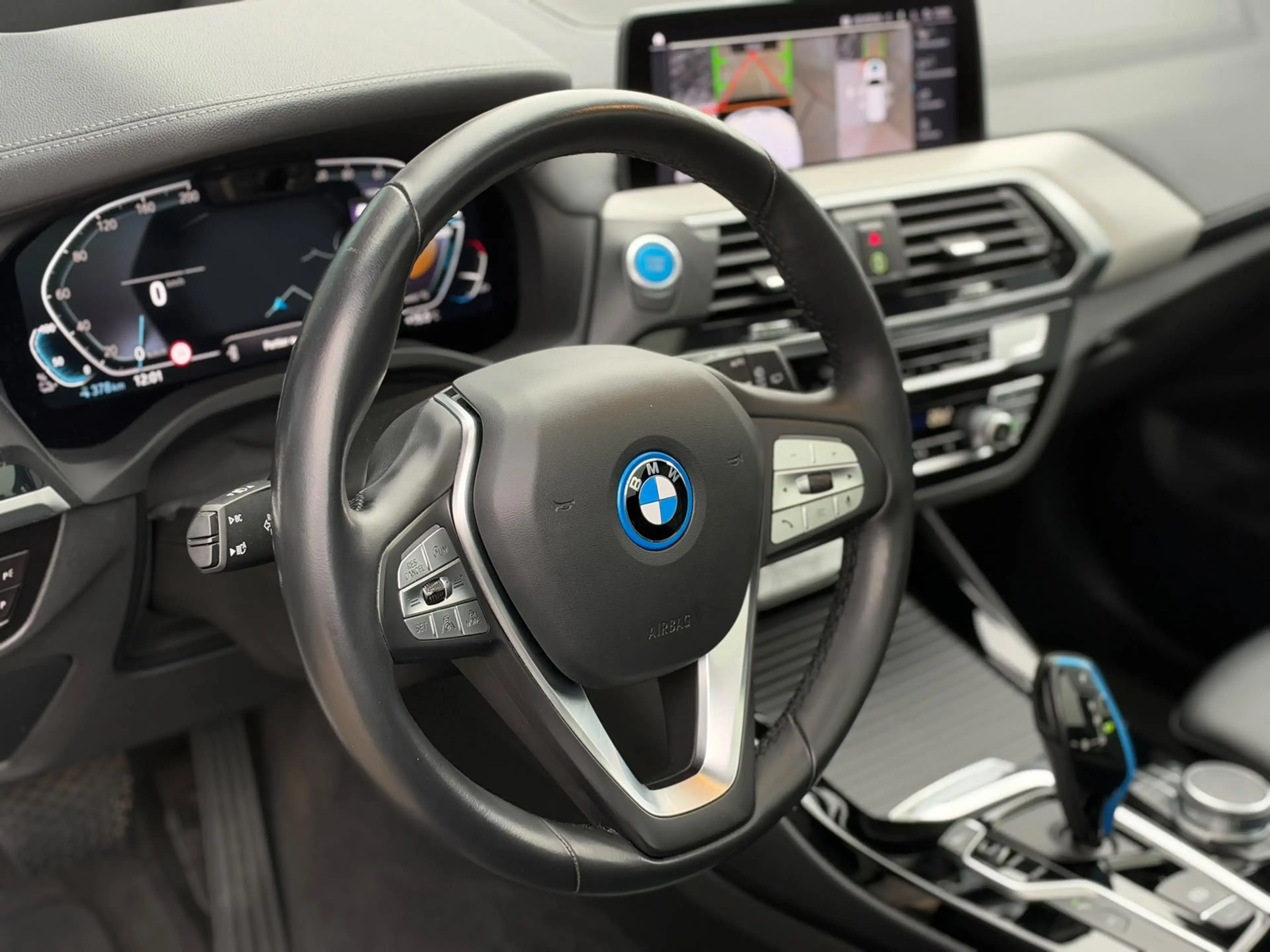 BMW iX3 High Executive 80 kWh l SOH 94% l PANO l H/K l HUD — photo 21