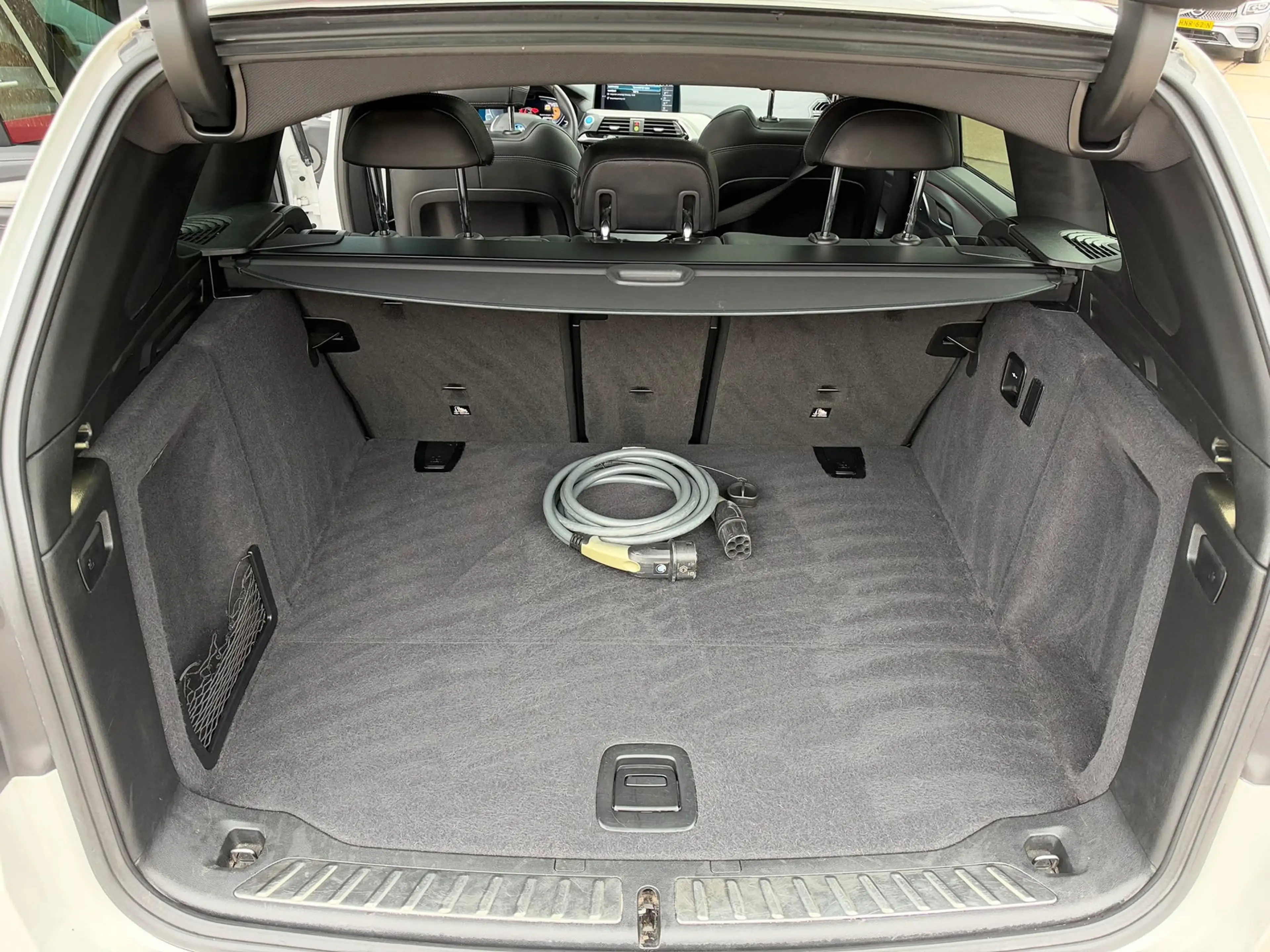 BMW iX3 High Executive 80 kWh l SOH 94% l PANO l H/K l HUD — photo 18
