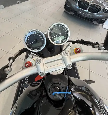 BMW R view 6
