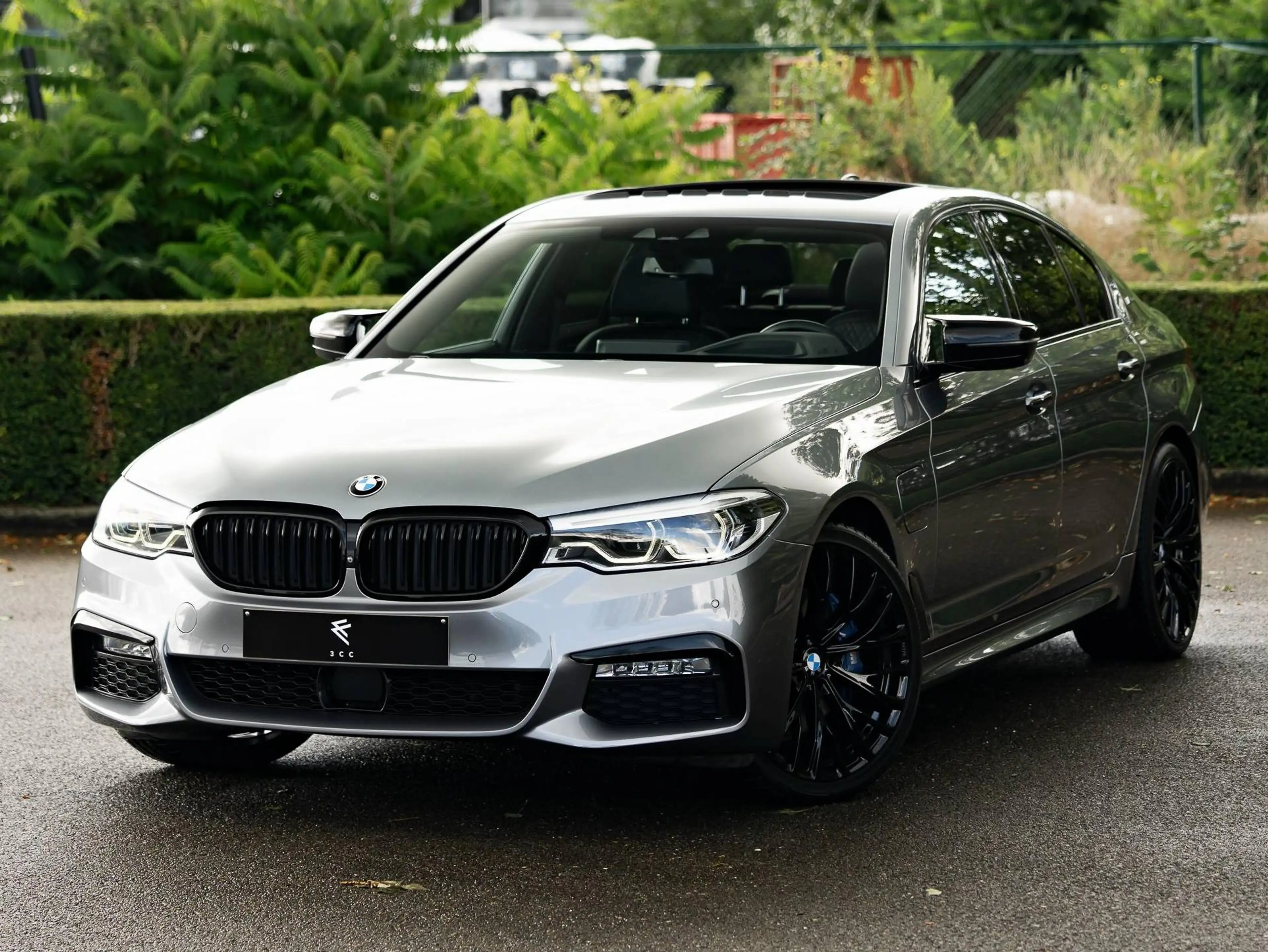 BMW 530 e M SPORT/PANO/NAPPA/HUD/ACC/360°/BREYTON/ADAPT.LED — photo 4
