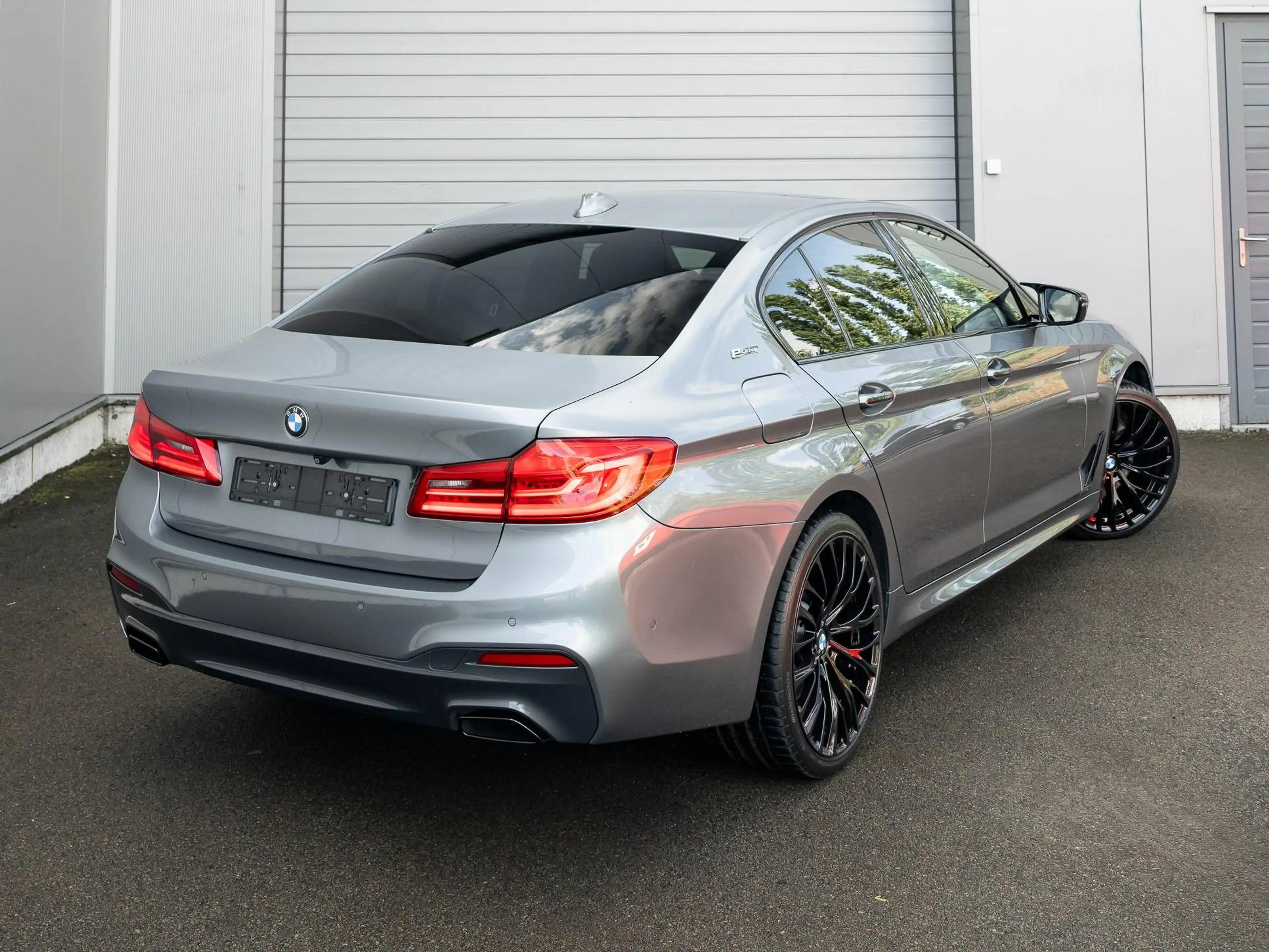 BMW 530 e M SPORT/PANO/NAPPA/HUD/ACC/360°/BREYTON/ADAPT.LED — photo 11