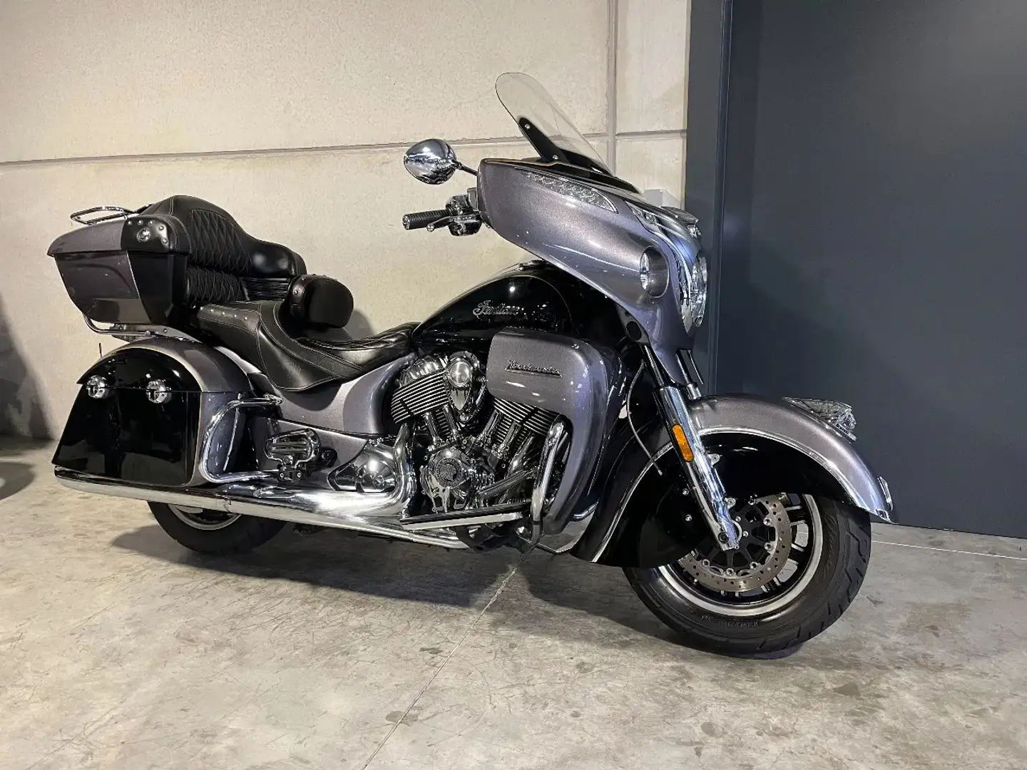 Indian Roadmaster machtige luxecruiser - 1