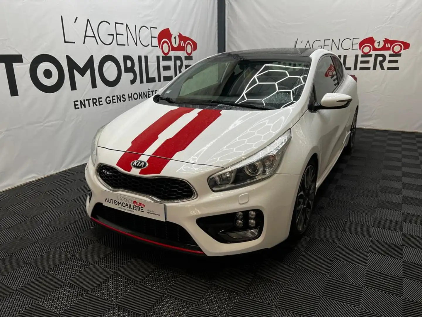 Kia Ceed / cee'd Ceed GT_Pro 1.6 GDi Turbo 204ch GT Blanco - 1
