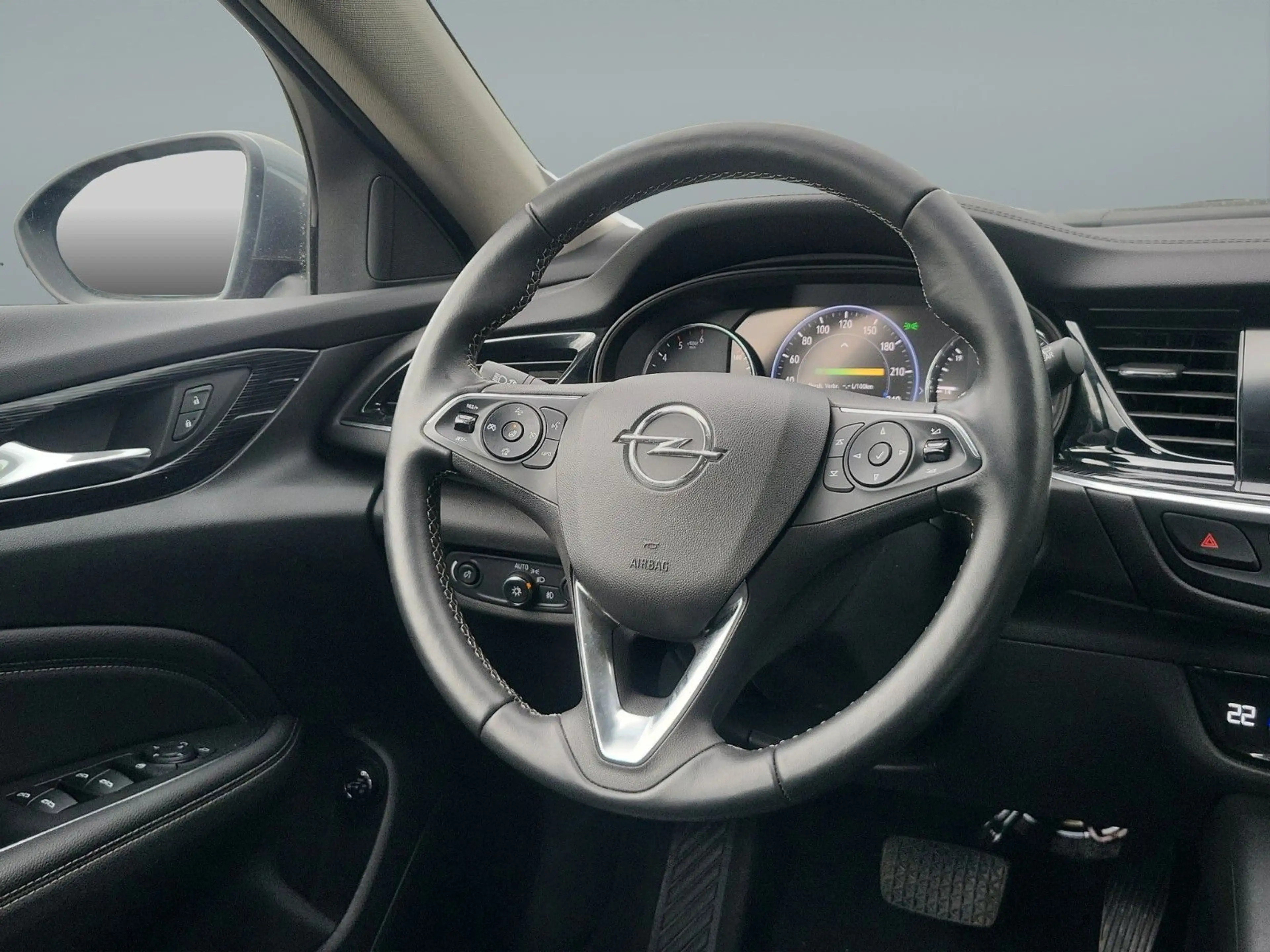 Opel Insignia B ST "Business Innovation" Voll-LED/DAB — photo 14