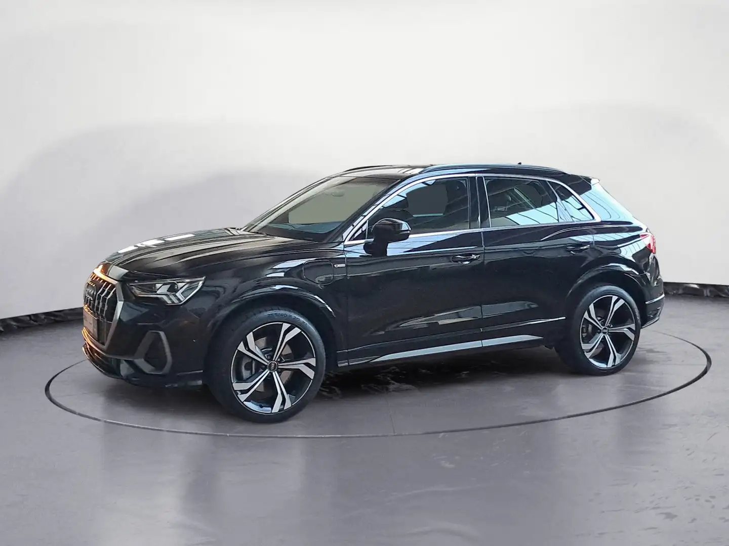 Audi Q3 S line 45 TFSI e S tronic *ACC*NAVI*MATRIX* Noir - 2