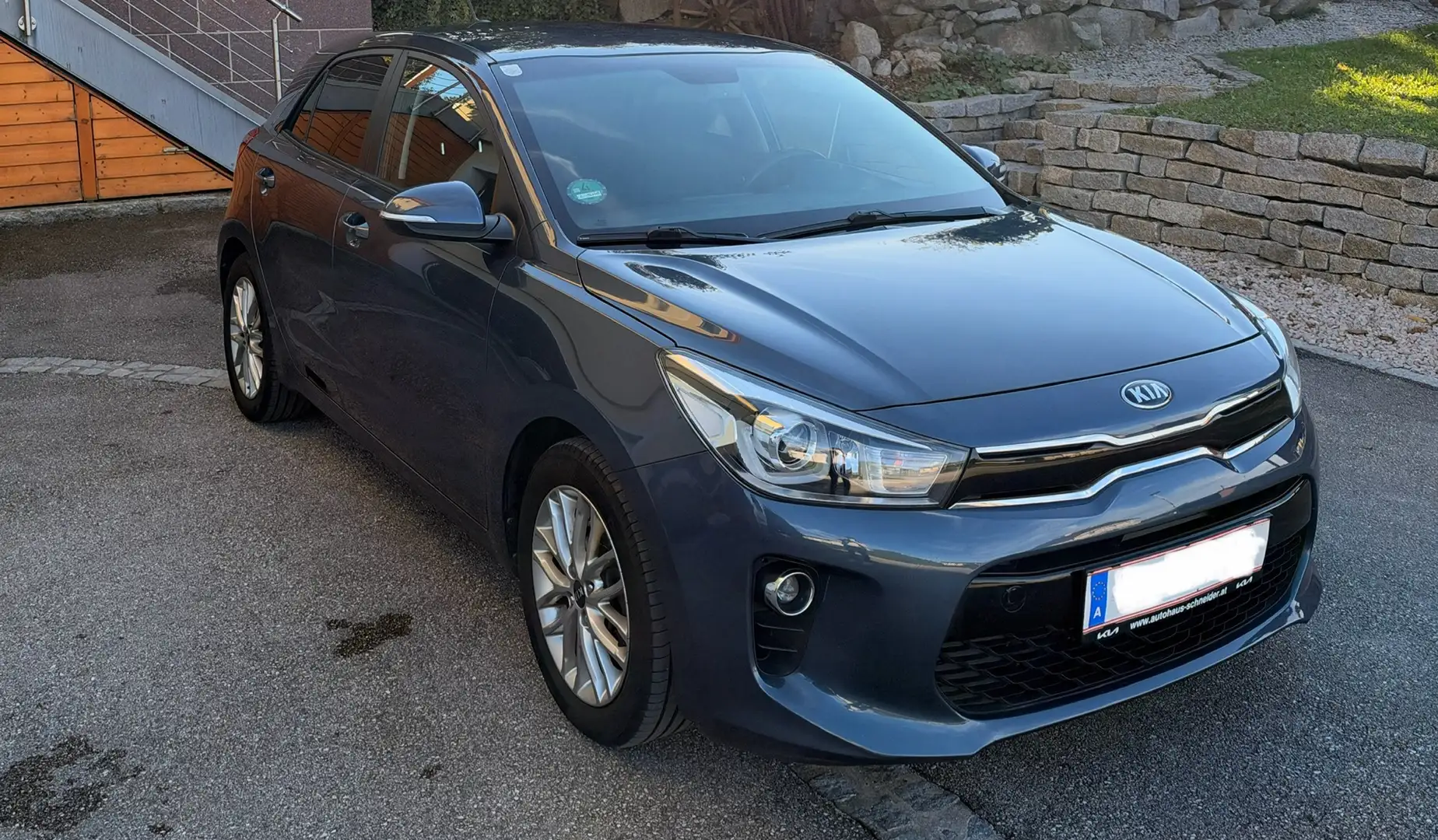 Kia Rio 1,25 MPI Silber ISG Blau - 1