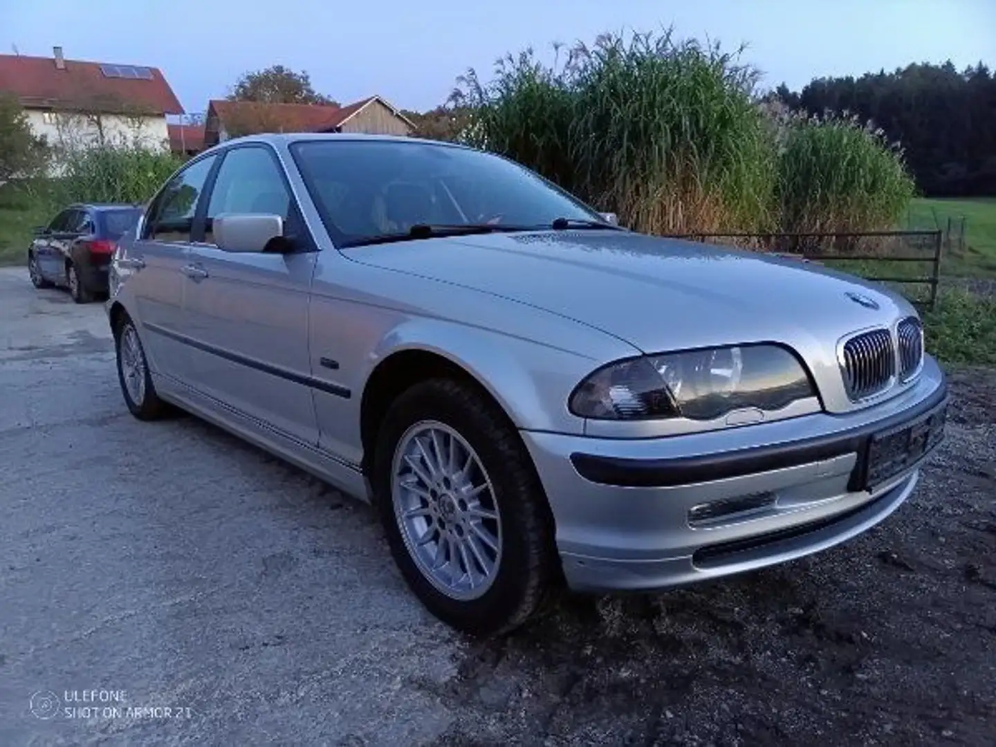 BMW 325 Stříbrná - 2