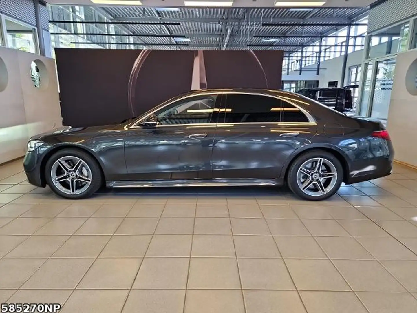 Mercedes-Benz S 580 e Limousine lang AMG Line Burmester4D Pano Grau - 2