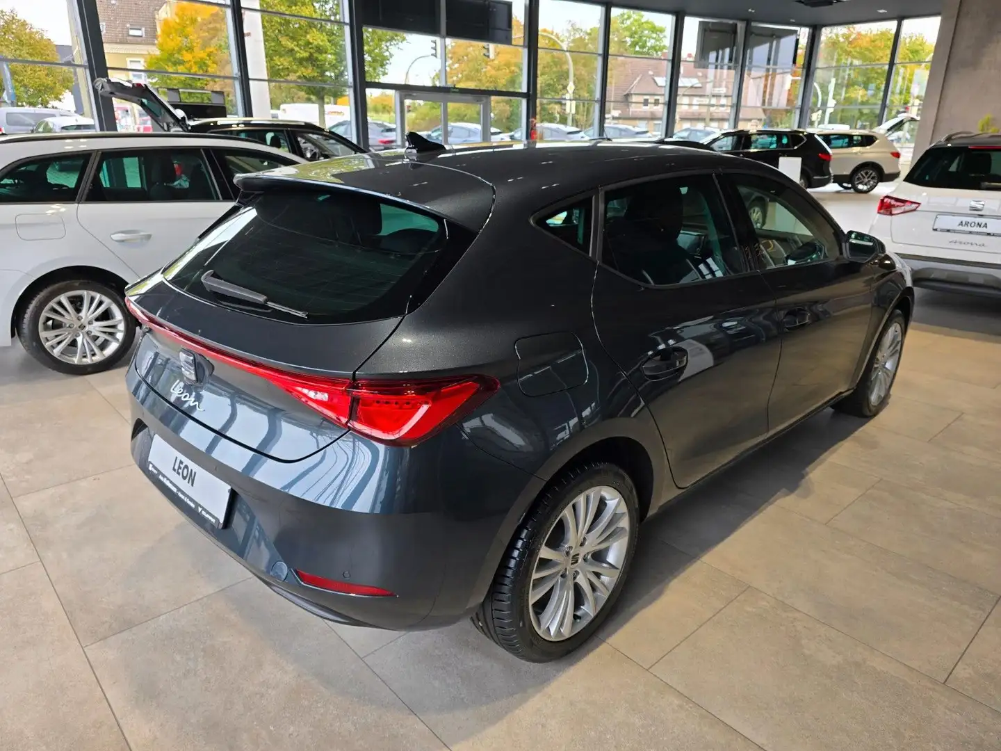 SEAT Leon Style 2,0 TDI DSG* - 2