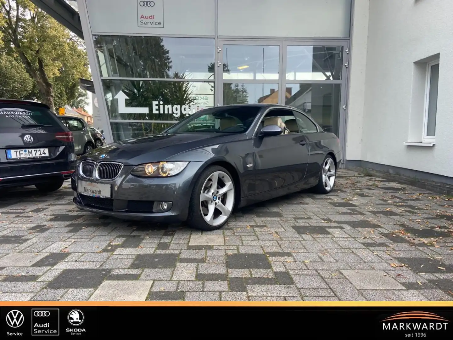 BMW 325 325i Grau - 1