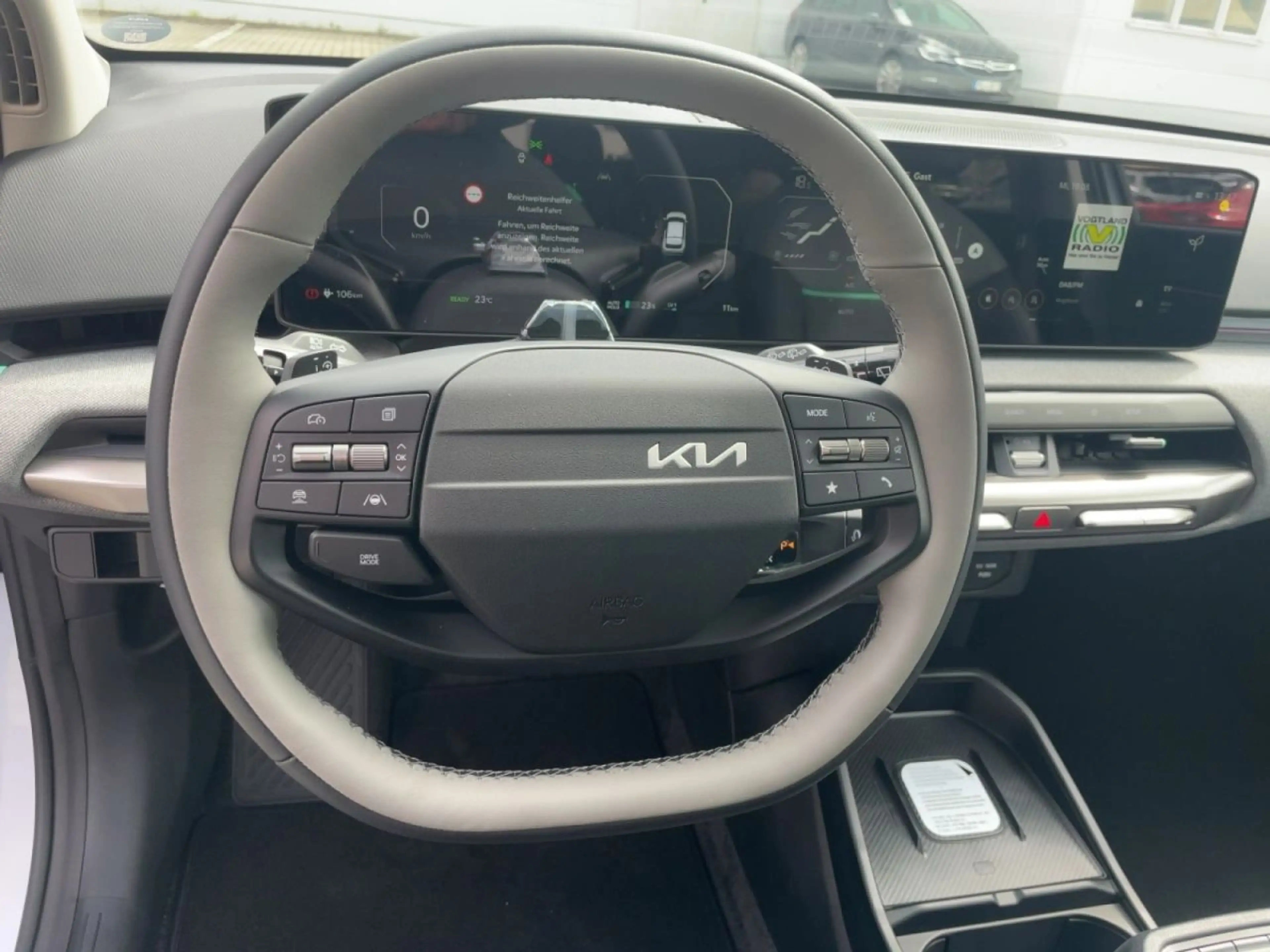 Kia EV4 81,4 kWh Earth FWD — photo 12