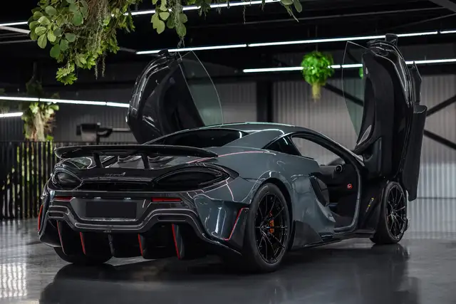 McLaren 600LT 3.8 V8 Btw auto, (€ 218.966,94 Ex B.T.W) B&W, Senn