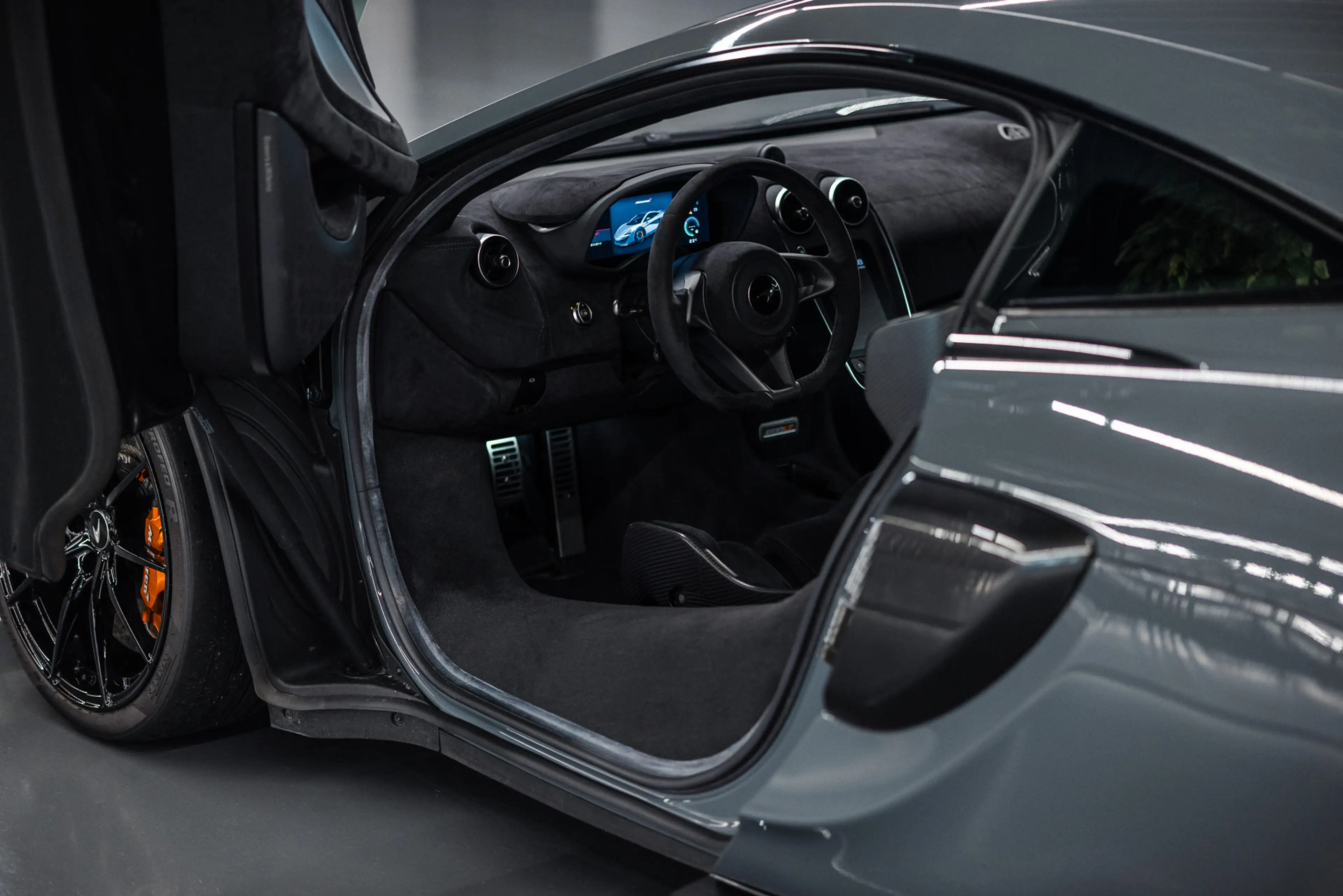 McLaren 600LT 3.8 V8 Btw auto, (€ 218.966,94 Ex B.T.W) B&W, Senn — photo 15