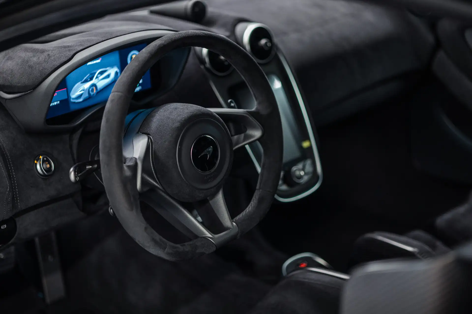 맥라렌 600LT 600 2019 블랙 사진 8