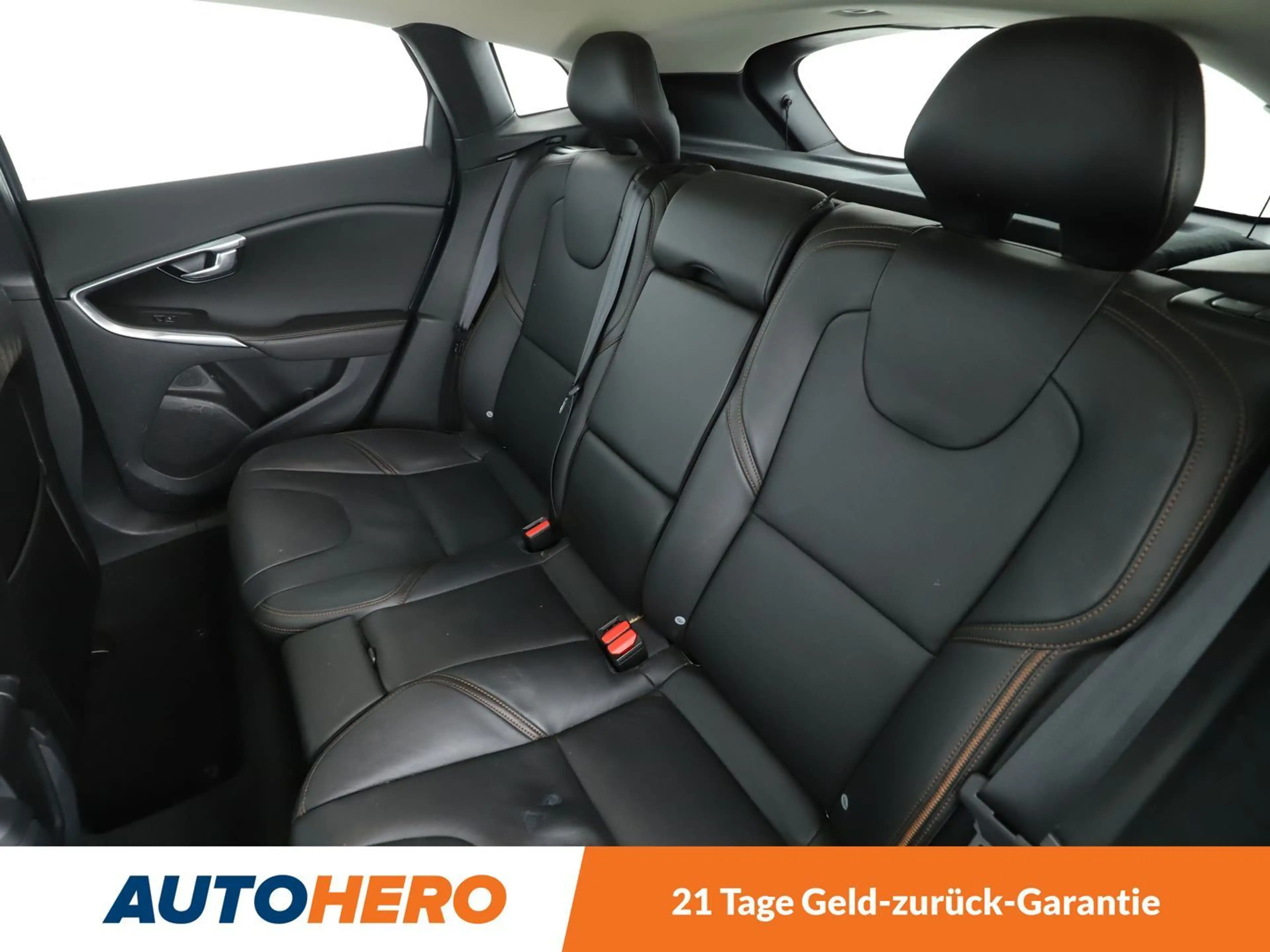 Volvo V40 Cross Country 1.5 Plus Aut.*TEMPO*PDC*SHZ*NAVI* — photo 14