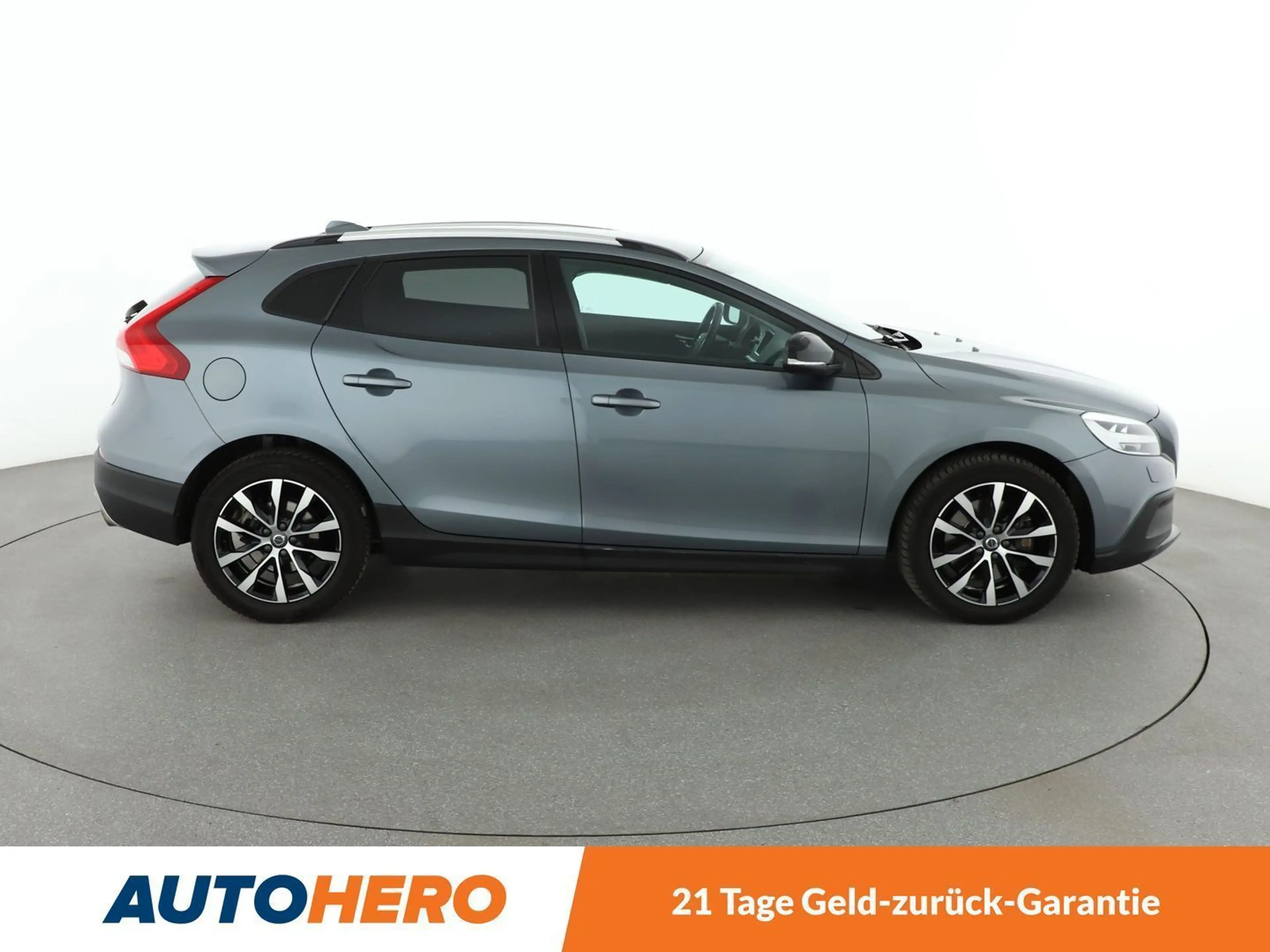 Volvo V40 Cross Country 1.5 Plus Aut.*TEMPO*PDC*SHZ*NAVI* — photo 7