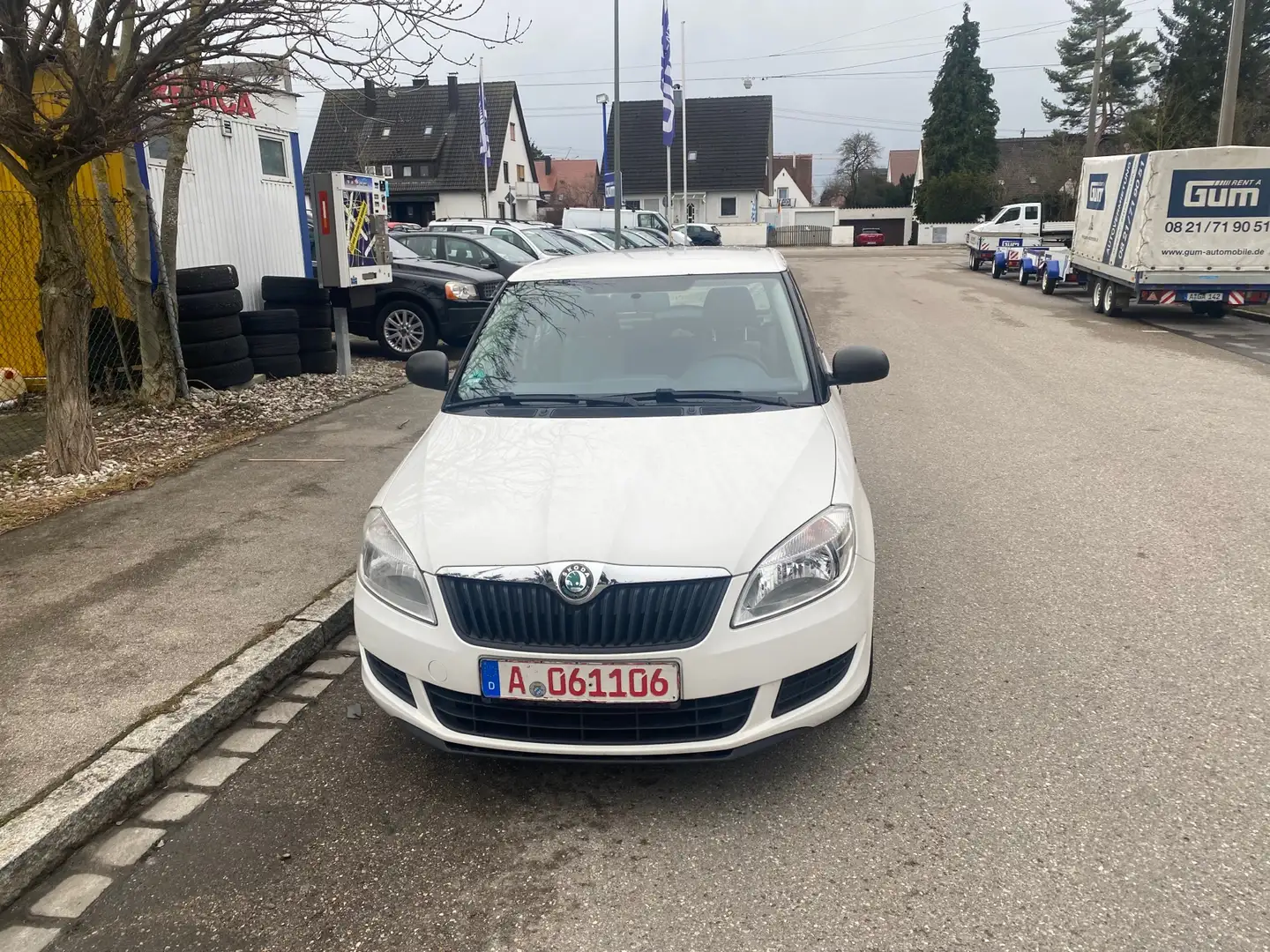 Skoda Fabia 1.2 TSI Ambiente Weiß - 1
