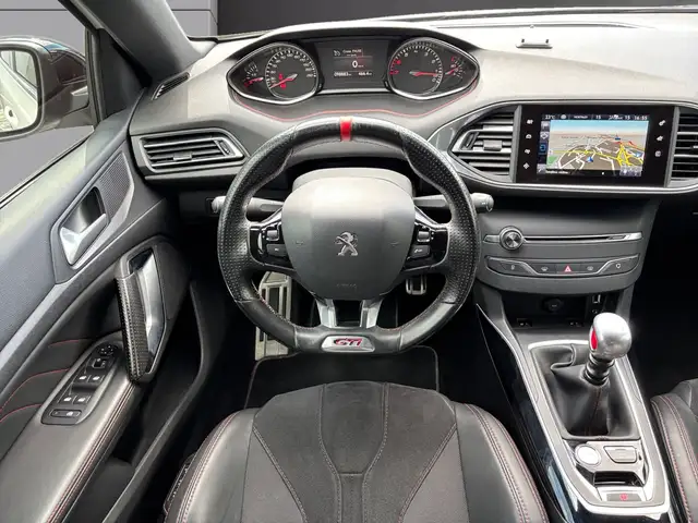 Peugeot 308 view 13