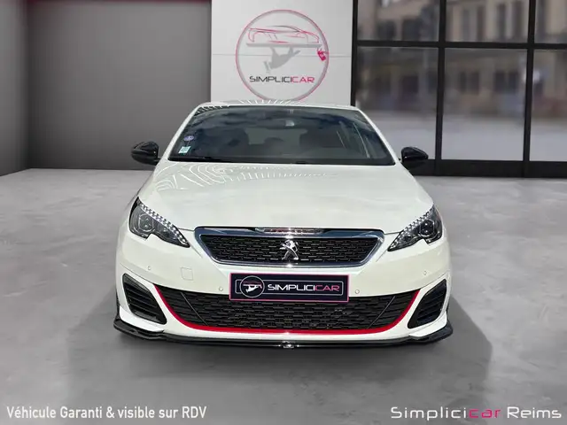 Peugeot 308 view 8