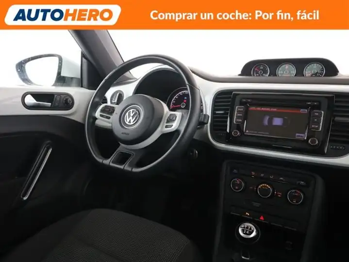 Volkswagen Beetle 1.6 TDI Design 2015, foto 14