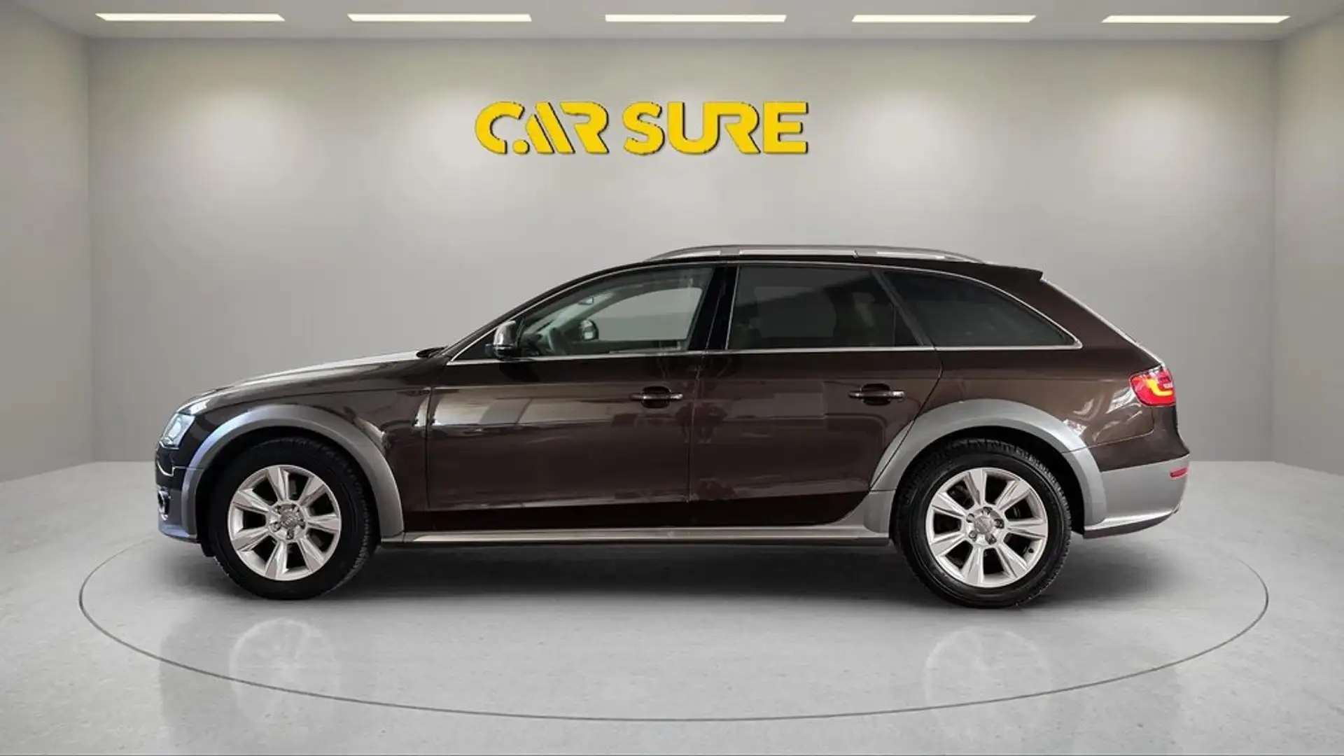 Audi A4 allroad 2.0 TDI clean diesel 190 S tron quattro Brun - 2
