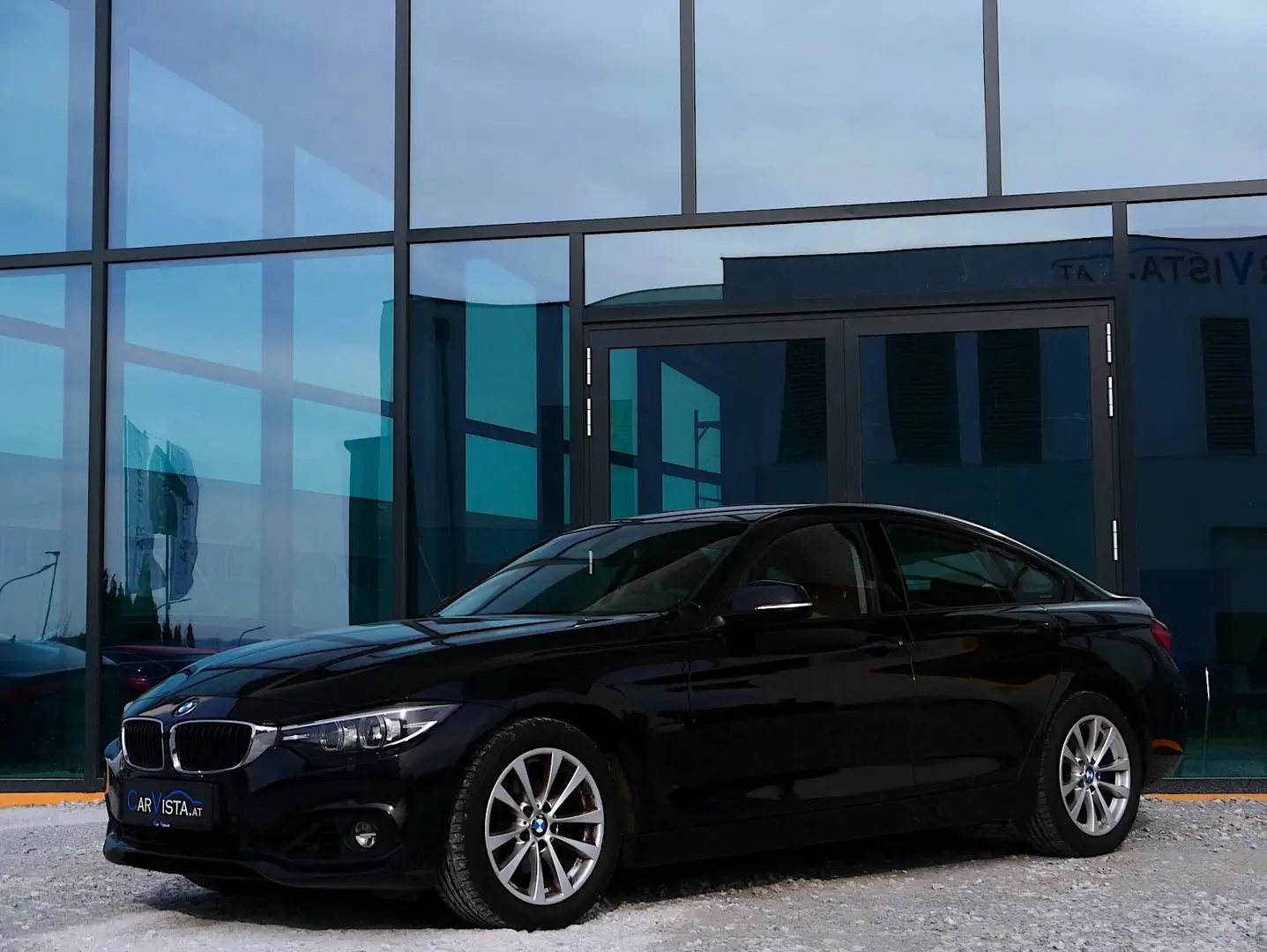 BMW 418 i Aut. Schwarz - 2