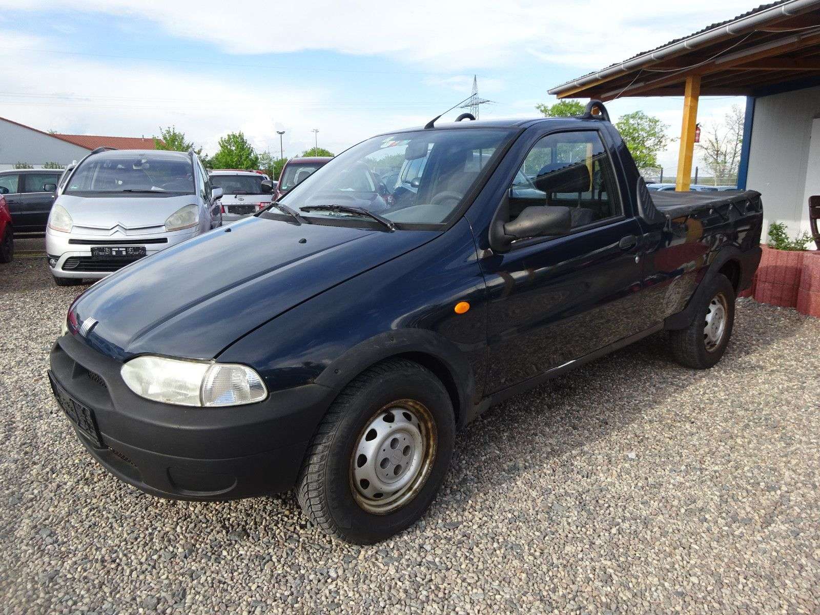 Second hand Fiat Strada 1.7